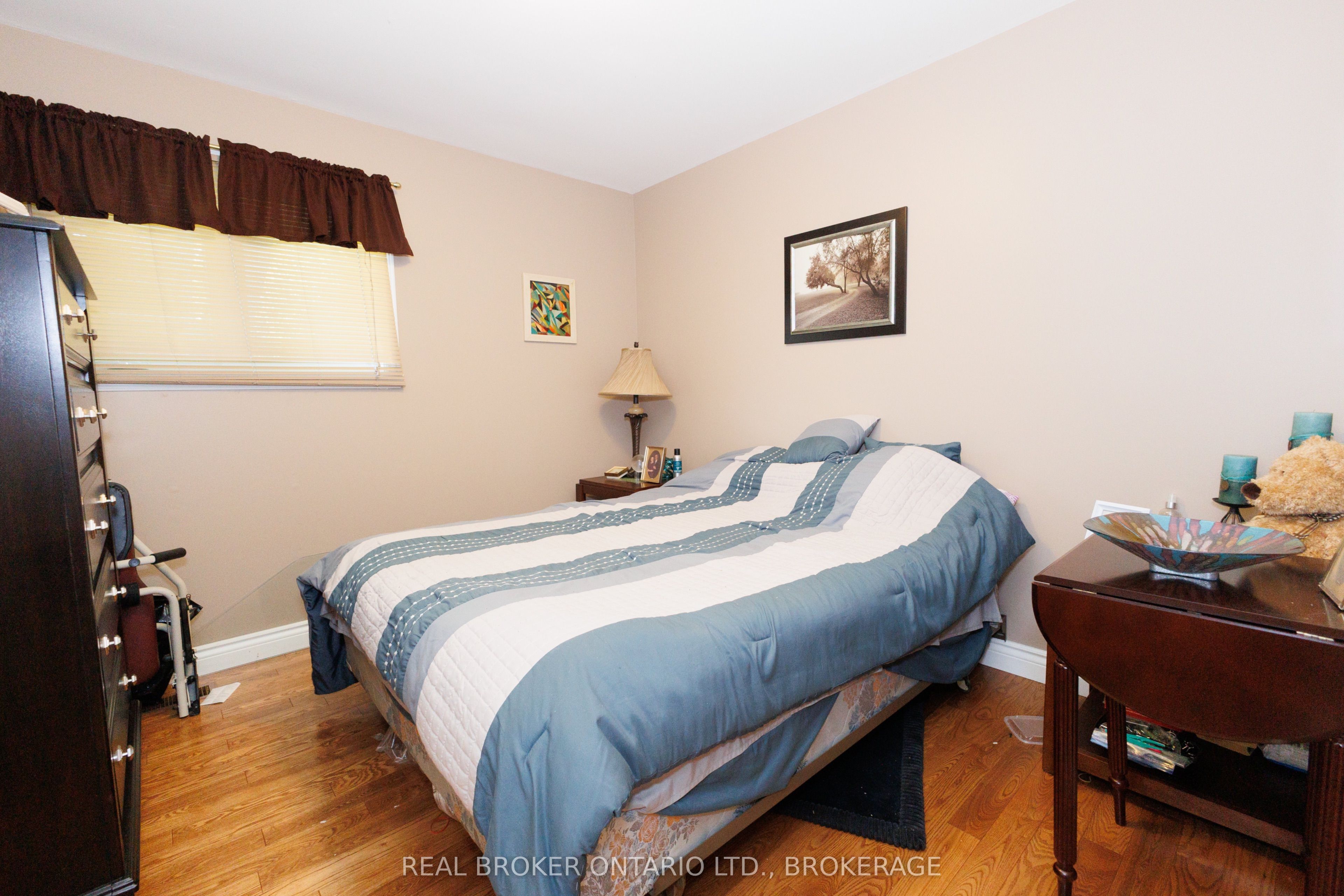 76 Kincardine Street W Property Photo 28