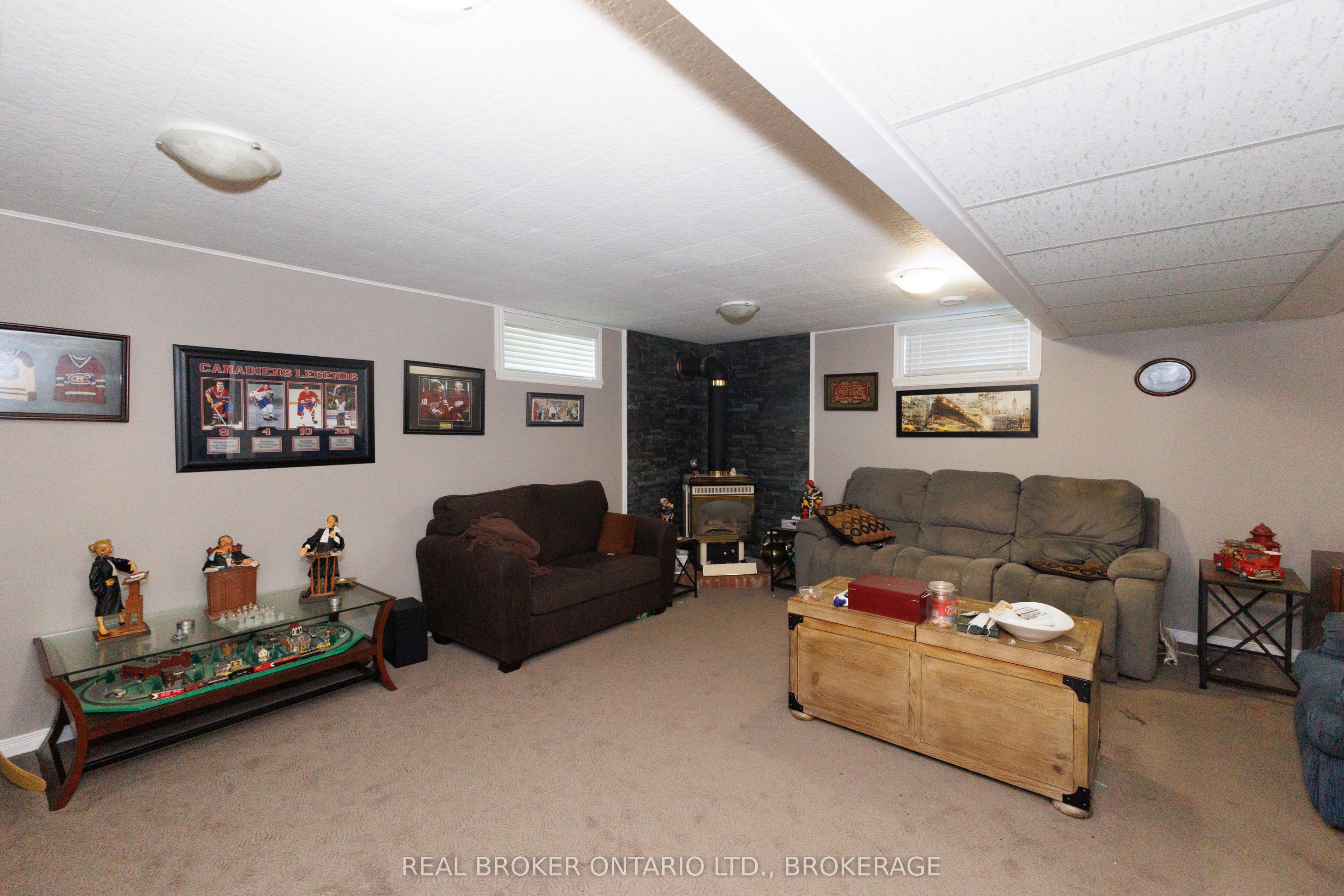 76 Kincardine Street W Property Photo 32