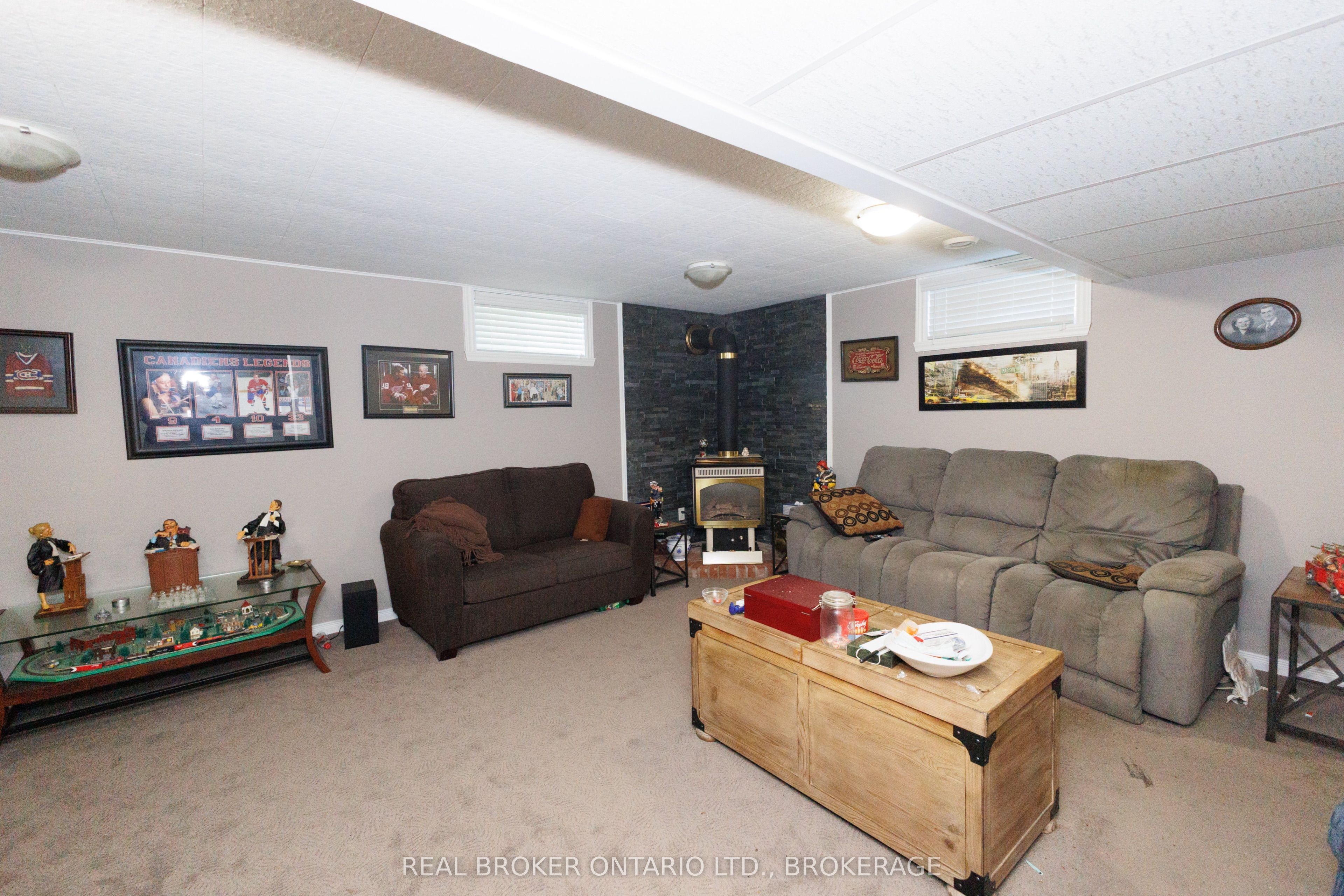 76 Kincardine Street W Property Photo 33