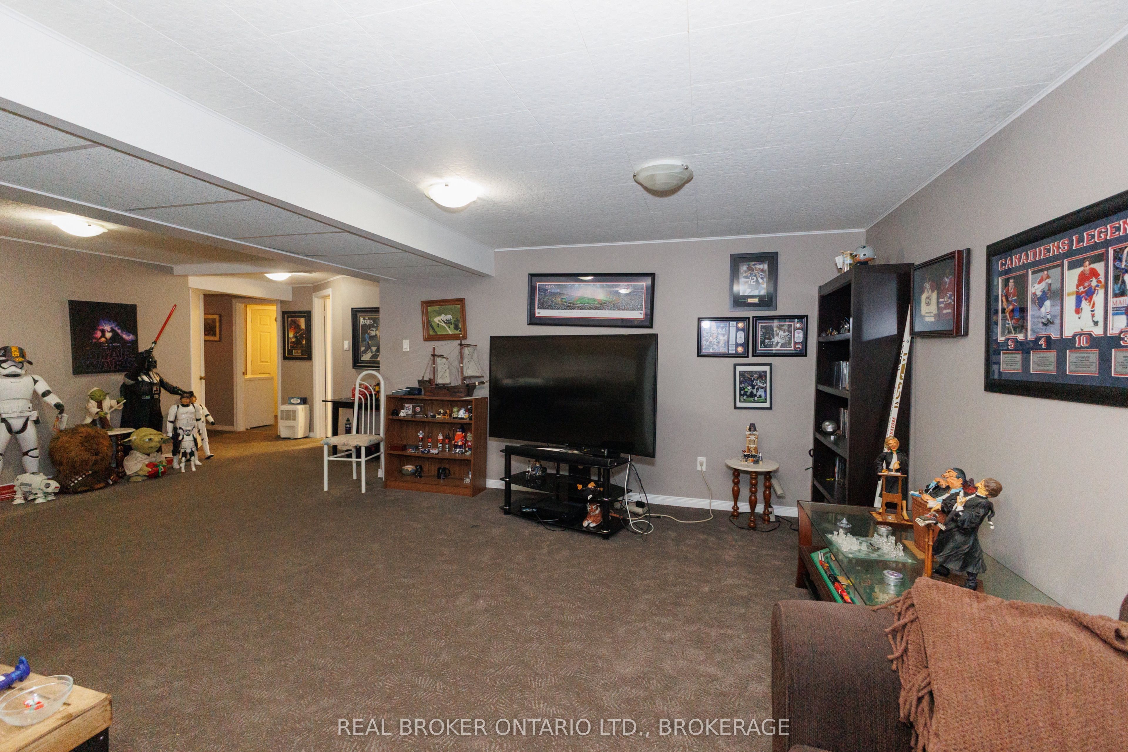 76 Kincardine Street W Property Photo 44