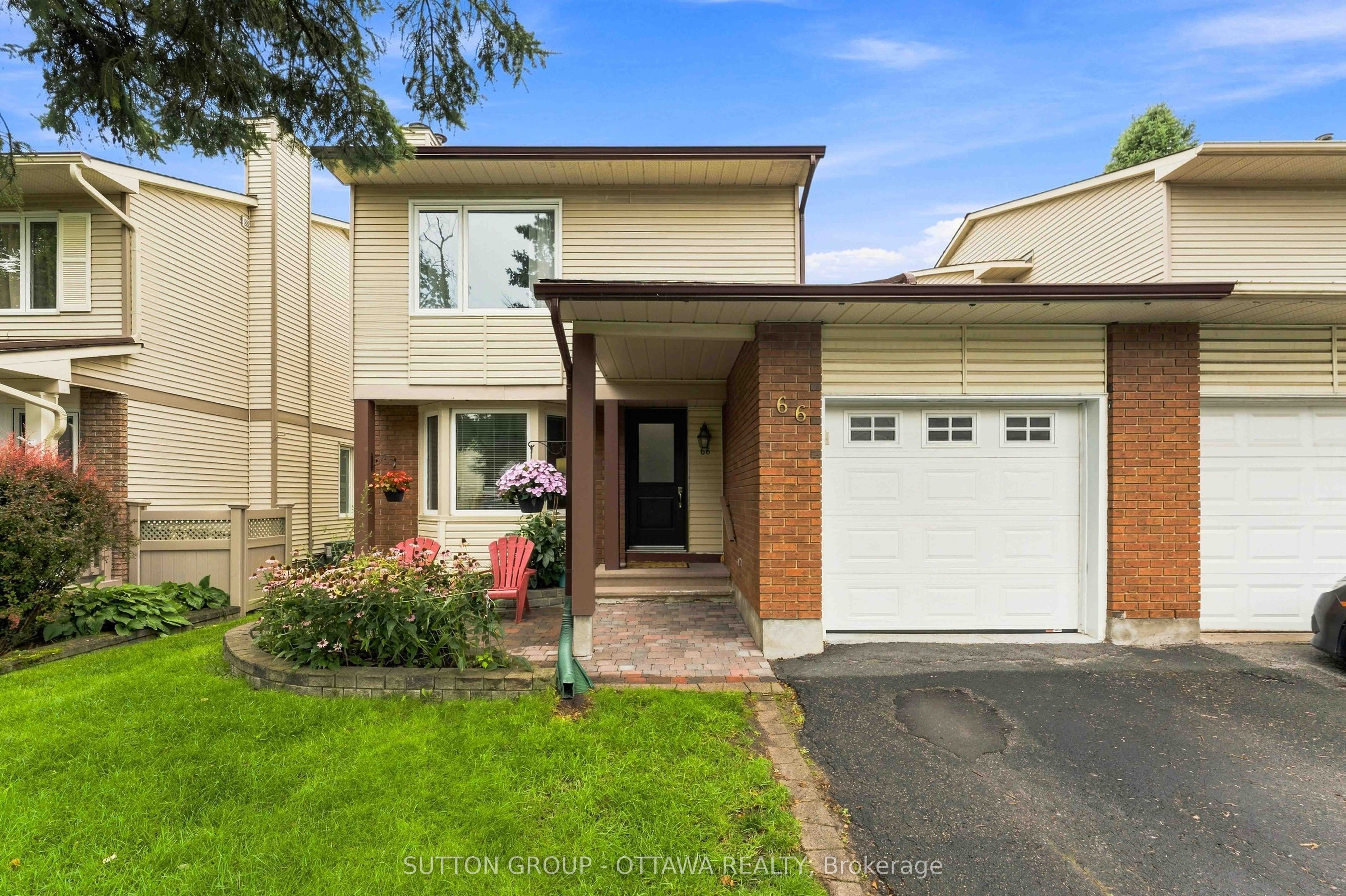 66 FIELDGATE Drive Property Photo 1