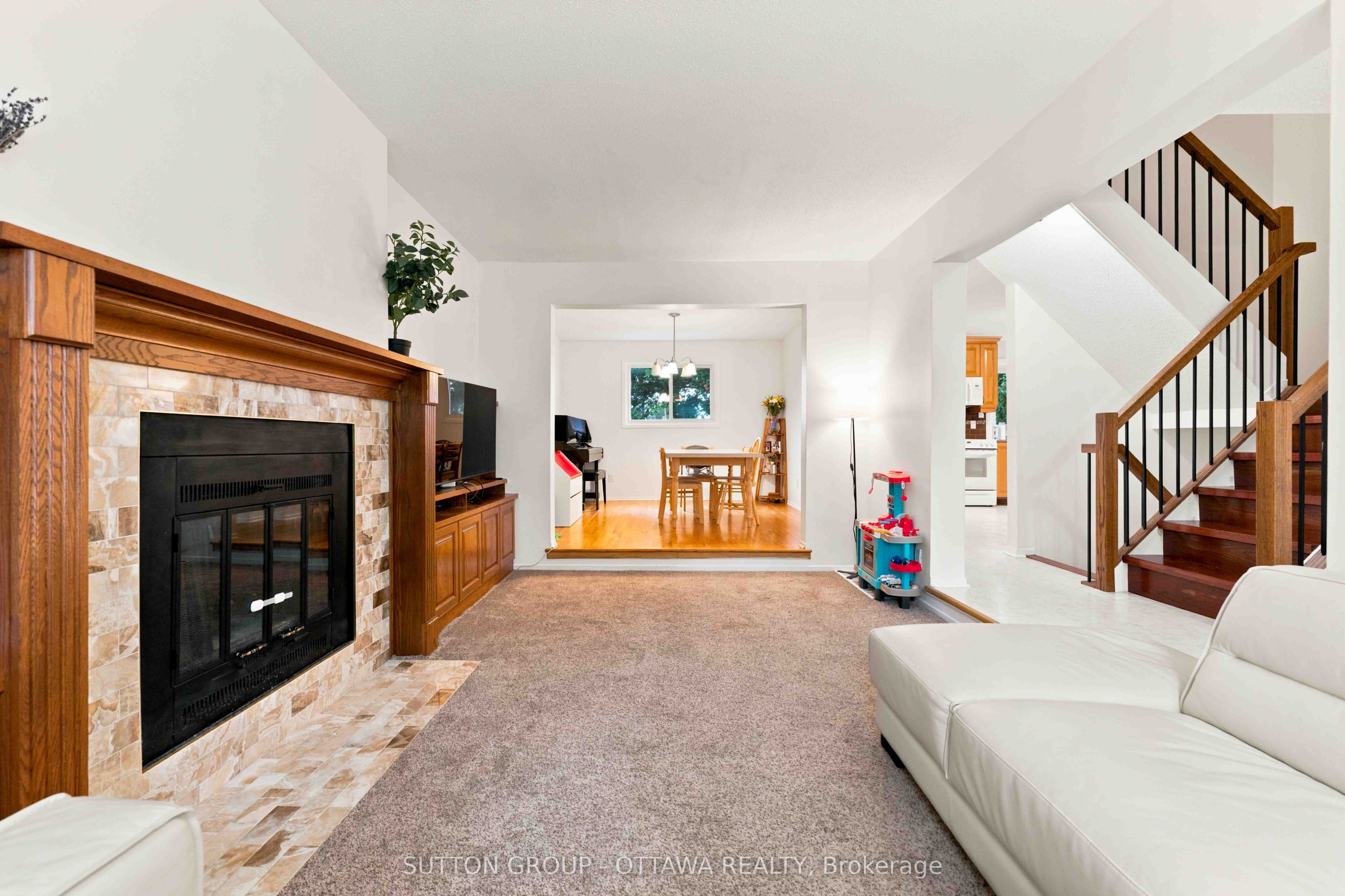 66 Fieldgate Drive Property Photo 11