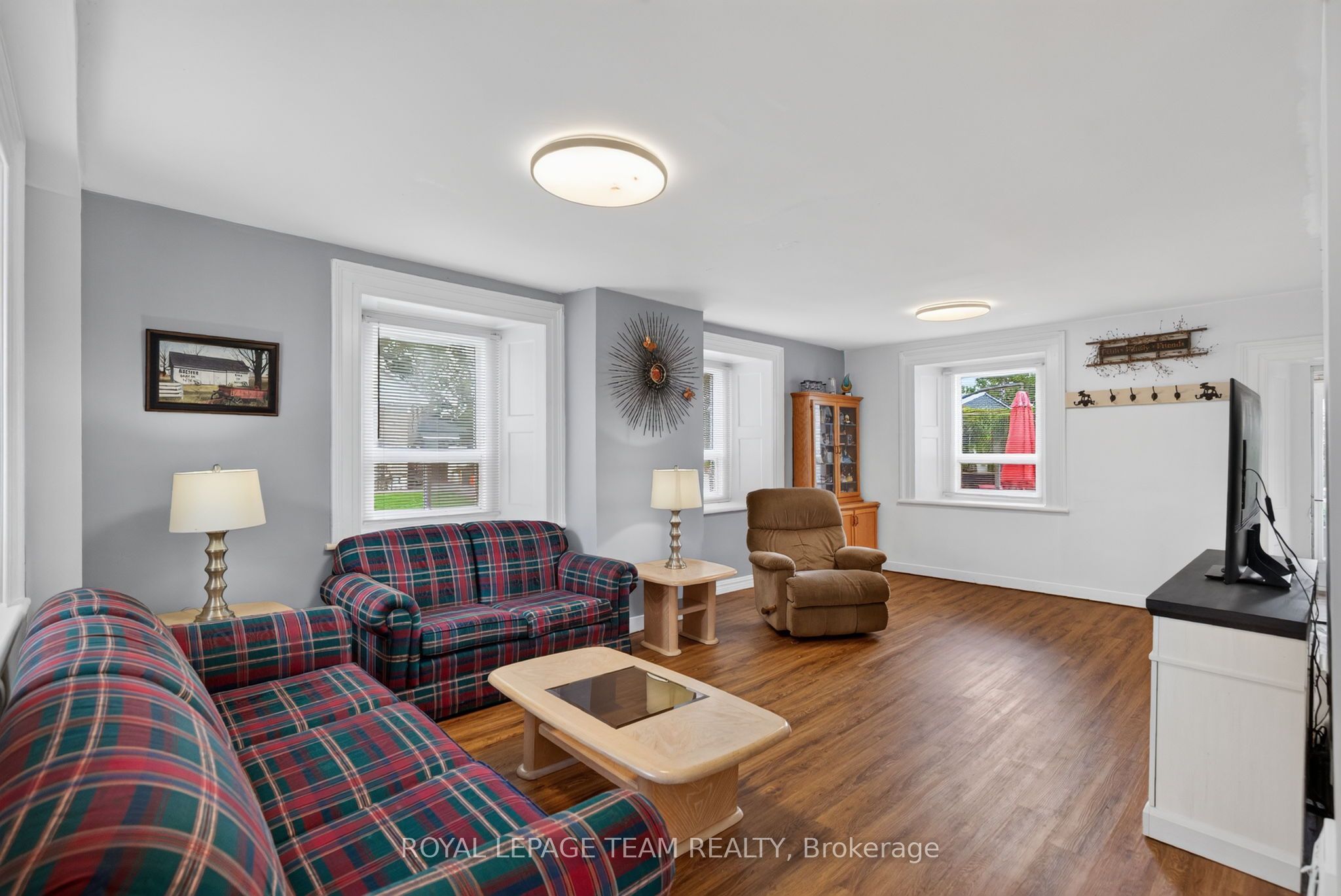 1629 River Road Property Photo 10
