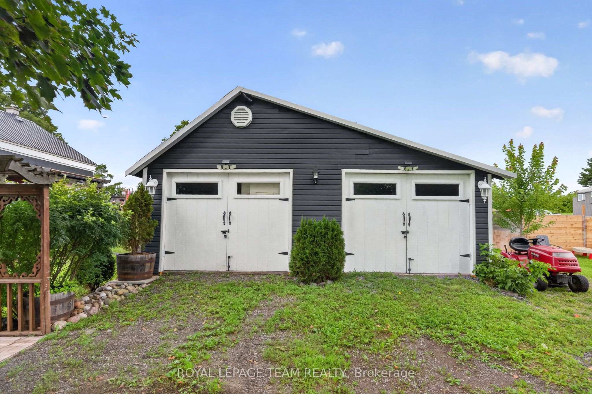1629 River Road Property Photo 33