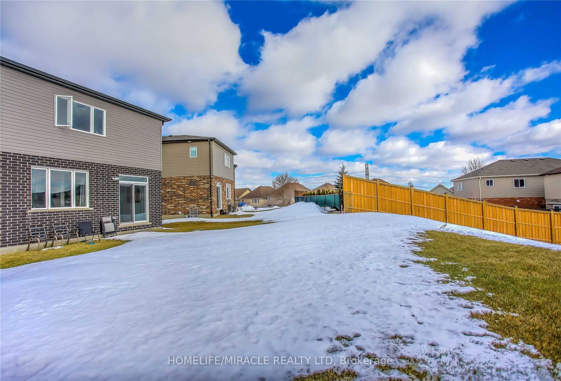 99 Saddlebrook Court Property Photo 15
