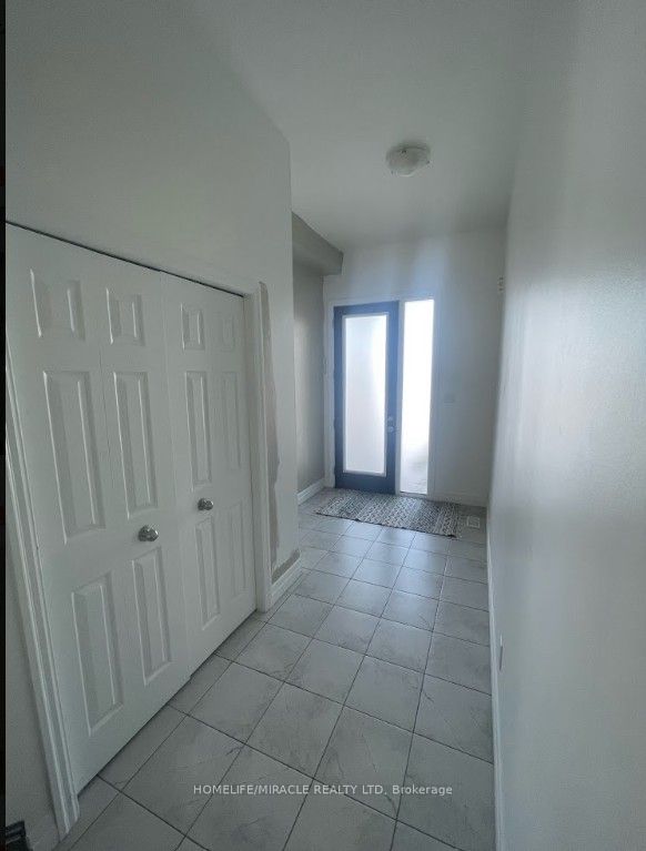 99 Saddlebrook Court Property Photo 22