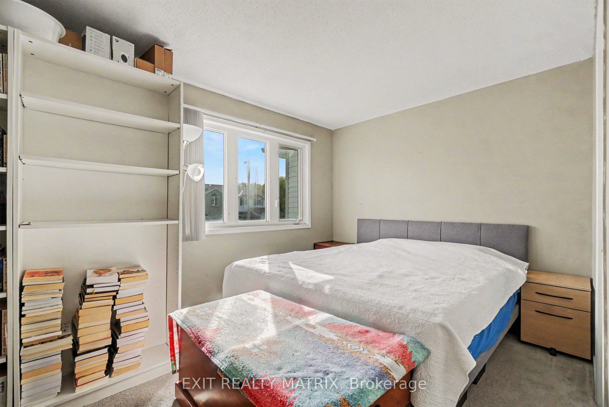 2209 Saturn Crescent Property Photo 11