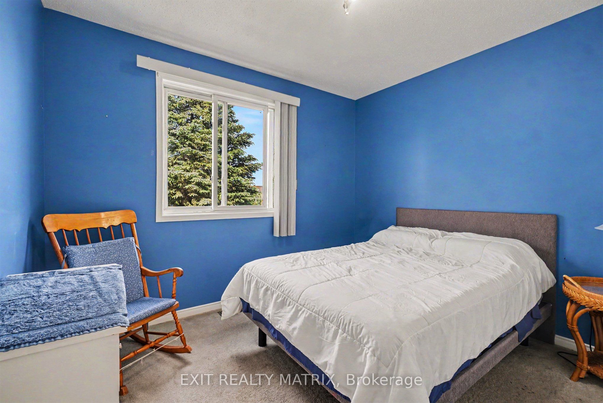2209 Saturn Crescent Property Photo 12