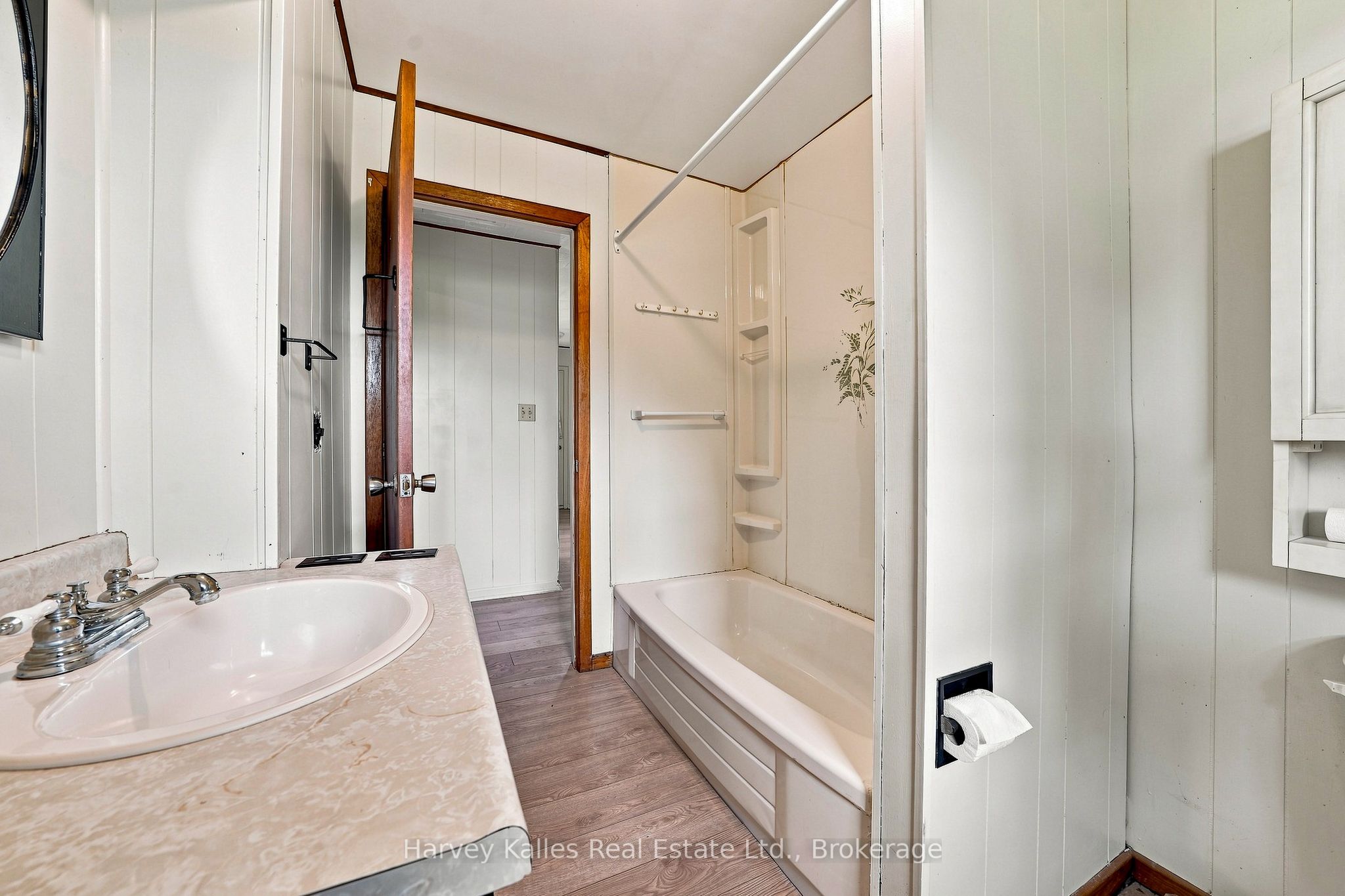 147 Caughey Road Property Photo 17