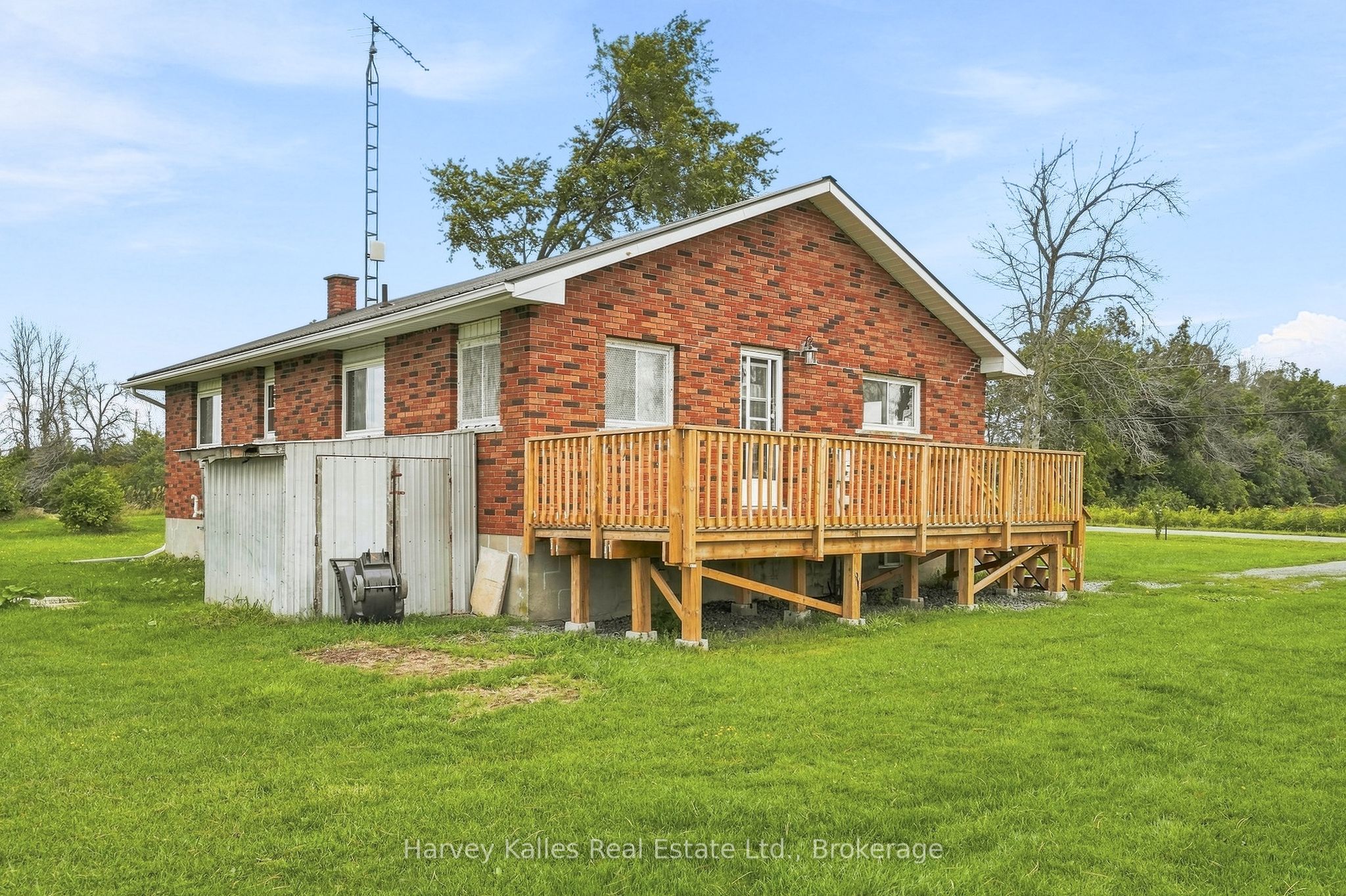 147 Caughey Road Property Photo 32