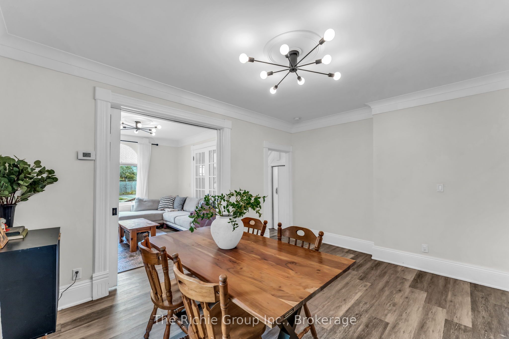119 Brock Street Property Photo 8