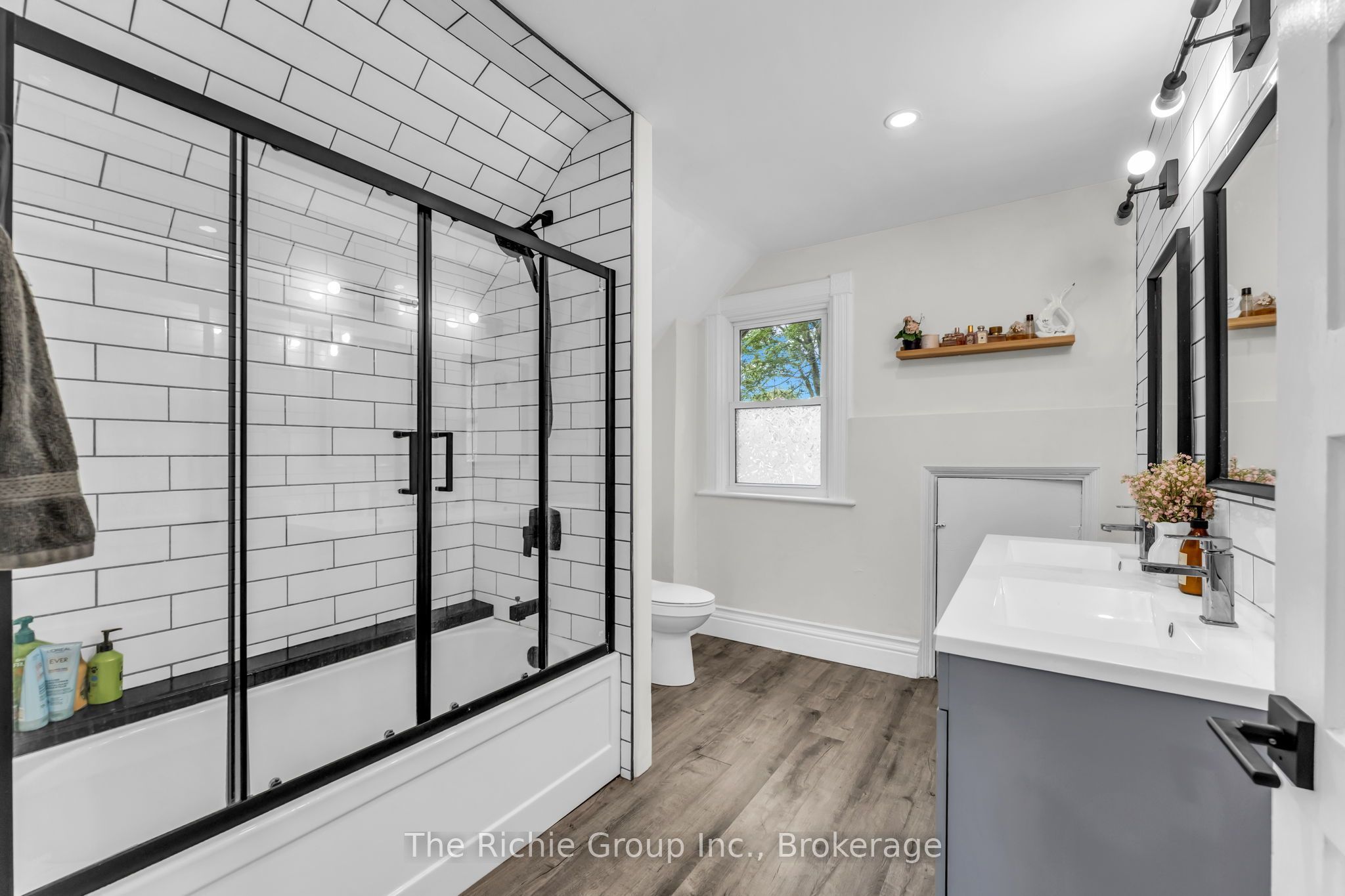 119 Brock Street Property Photo 18