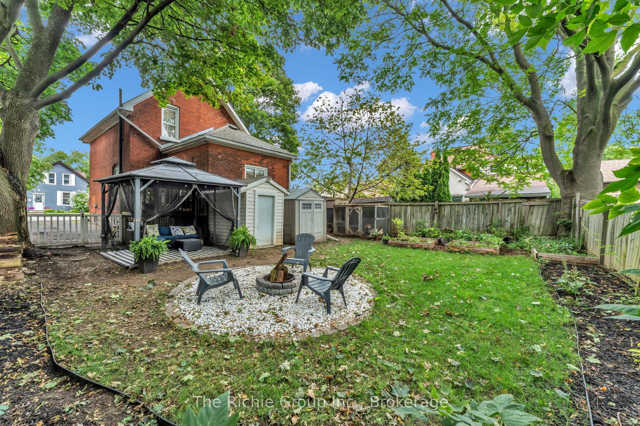 119 Brock Street Property Photo 28