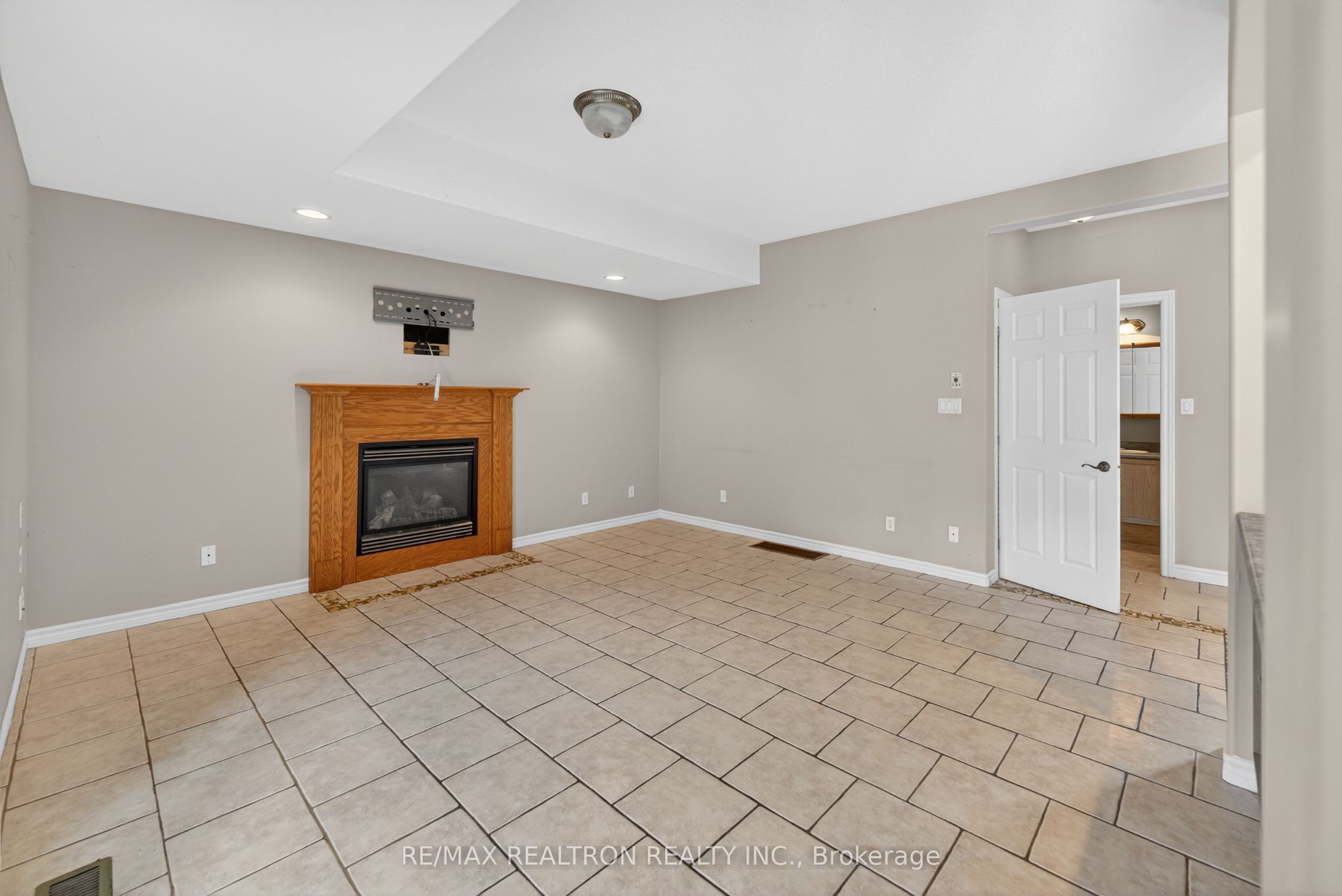 20 Magnolia Court Property Photo 33