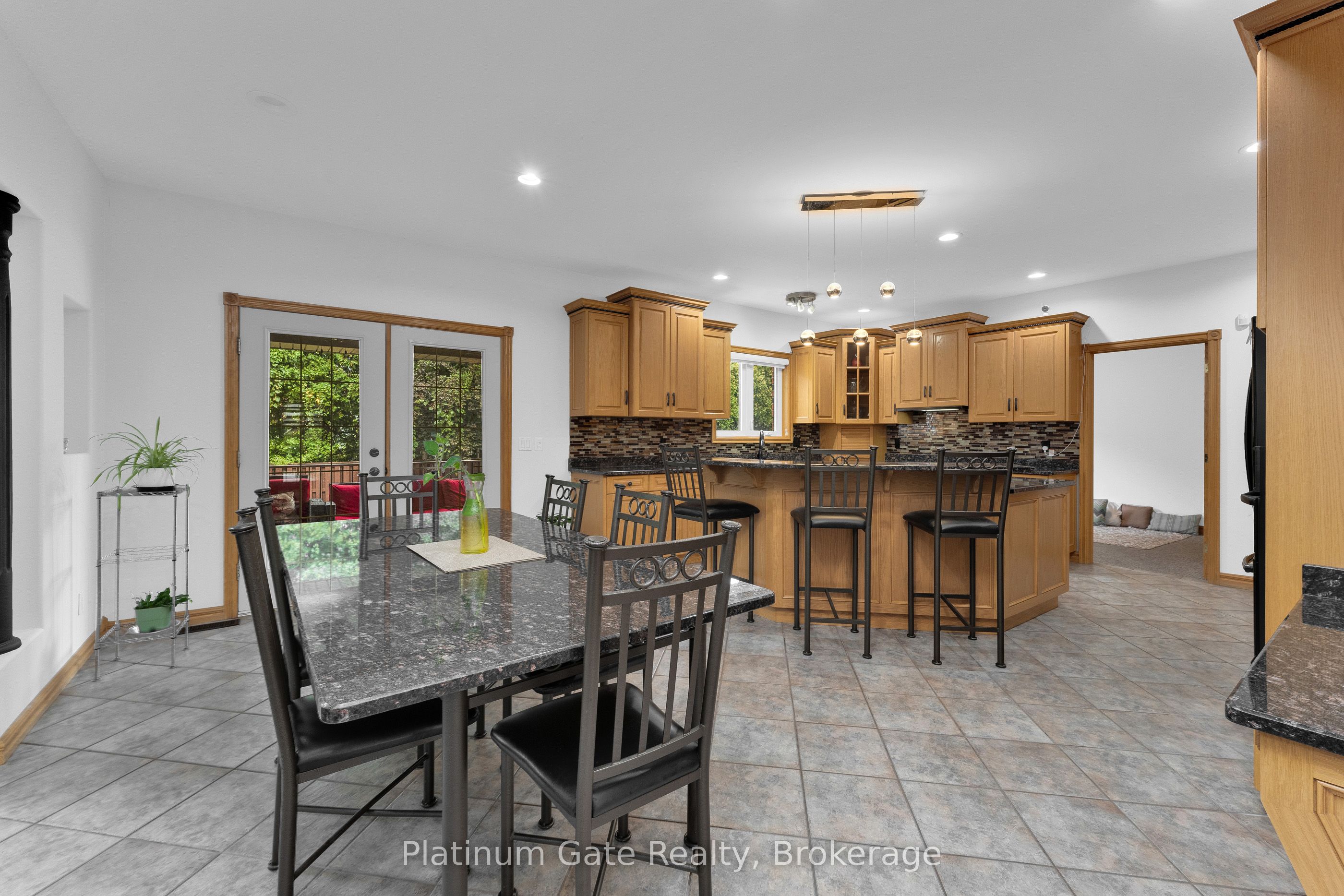150 Seymour Crescent Property Photo 22