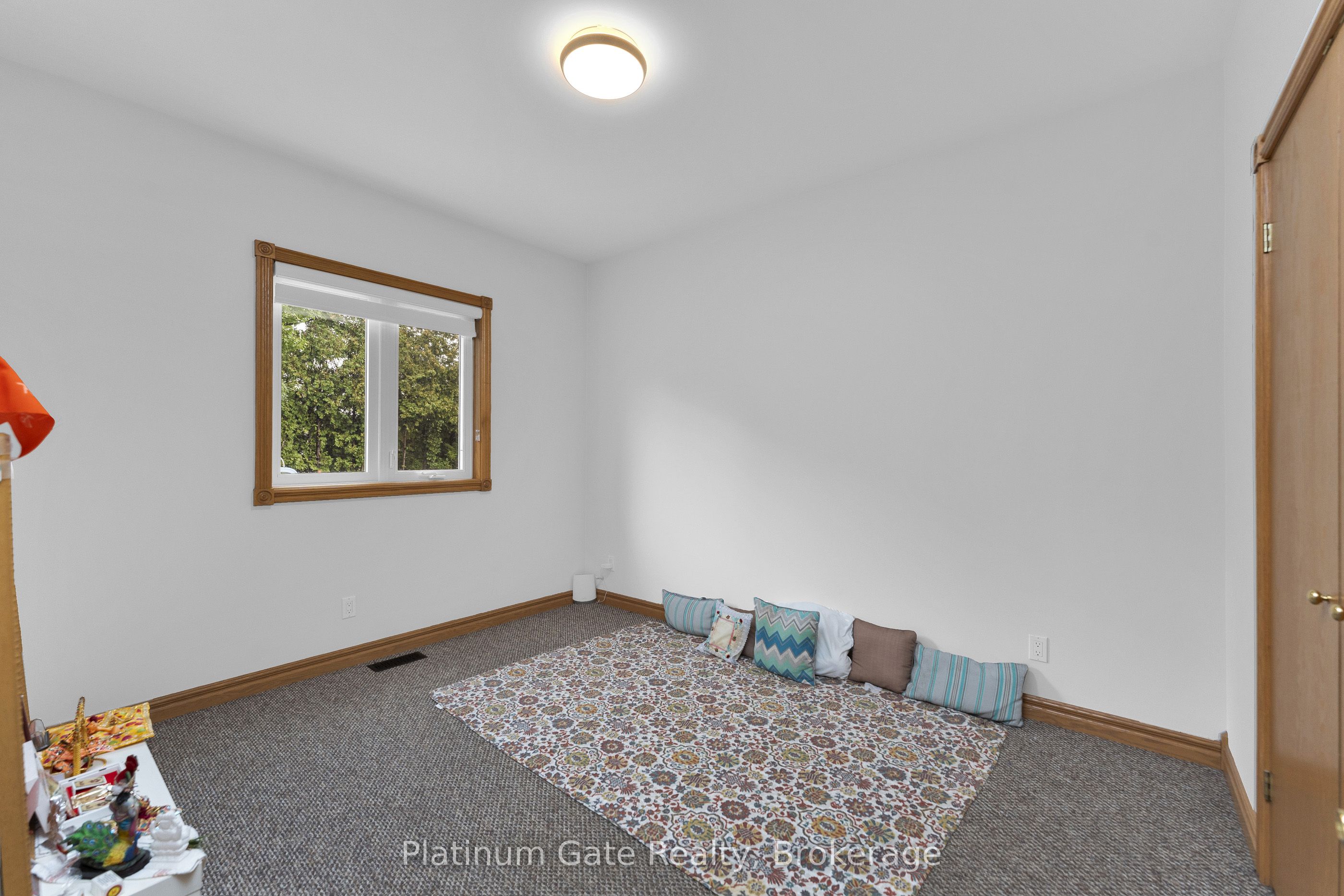 150 Seymour Crescent Property Photo 27