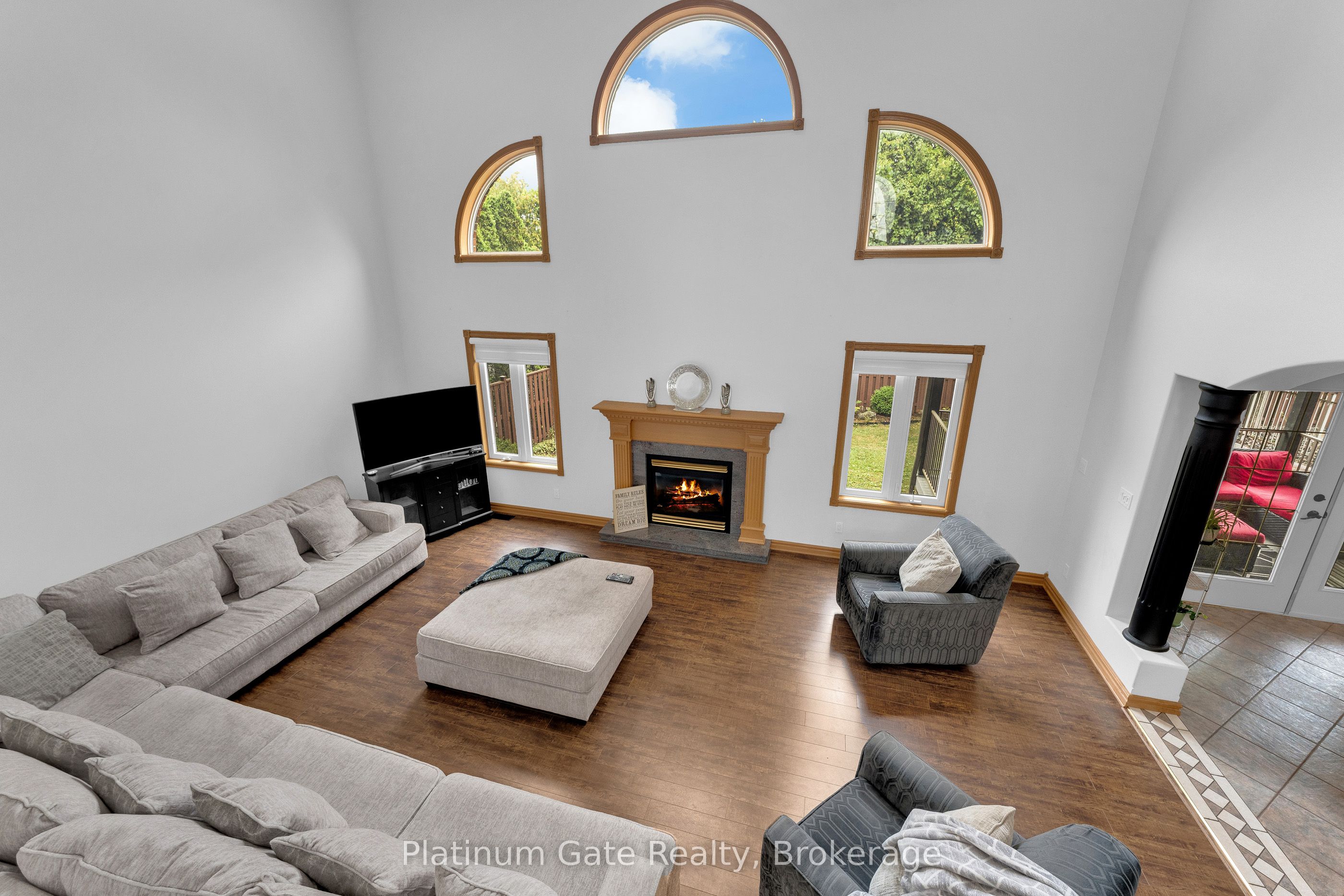 150 Seymour Crescent Property Photo 34
