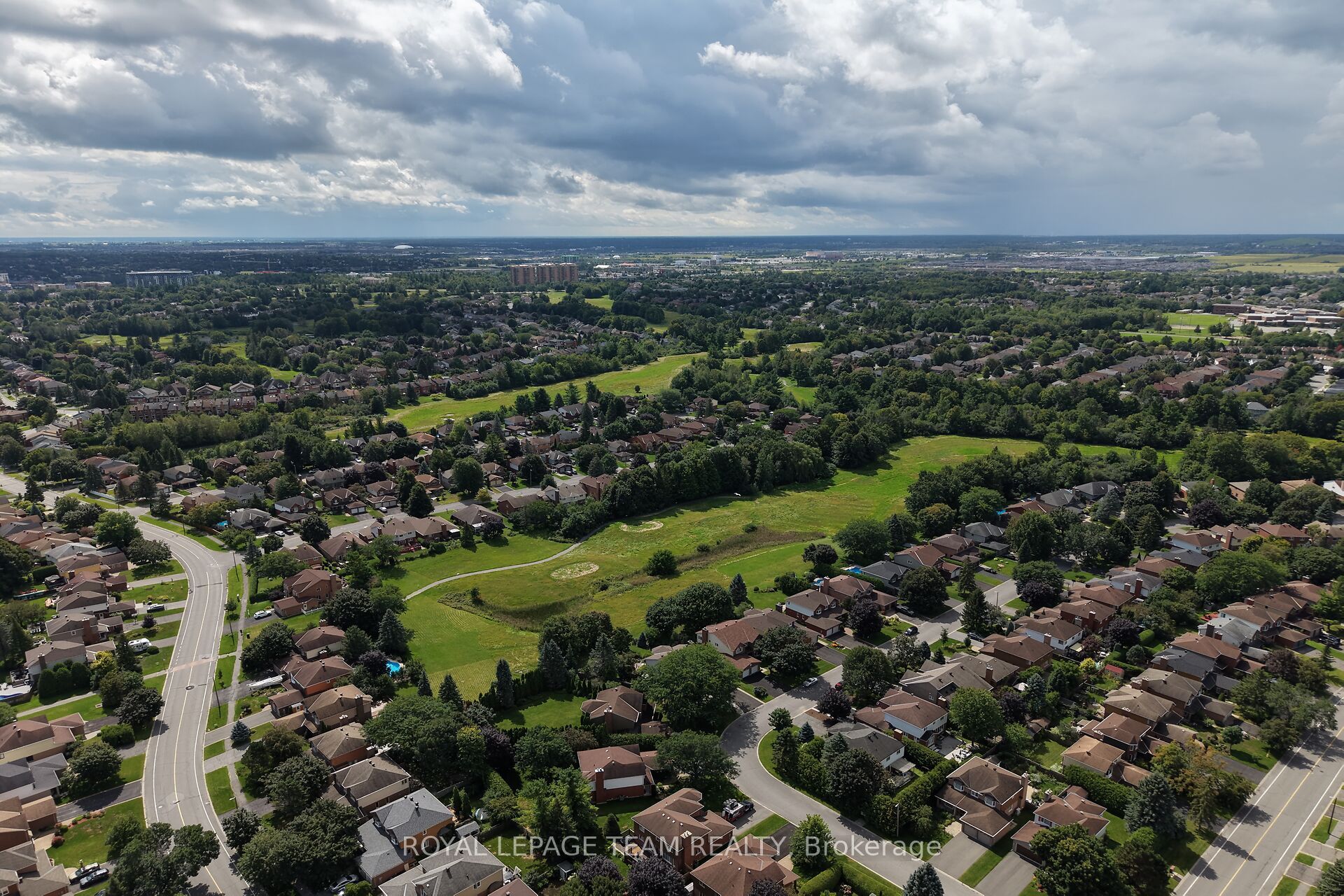 19 Slade Crescent Property Photo 49