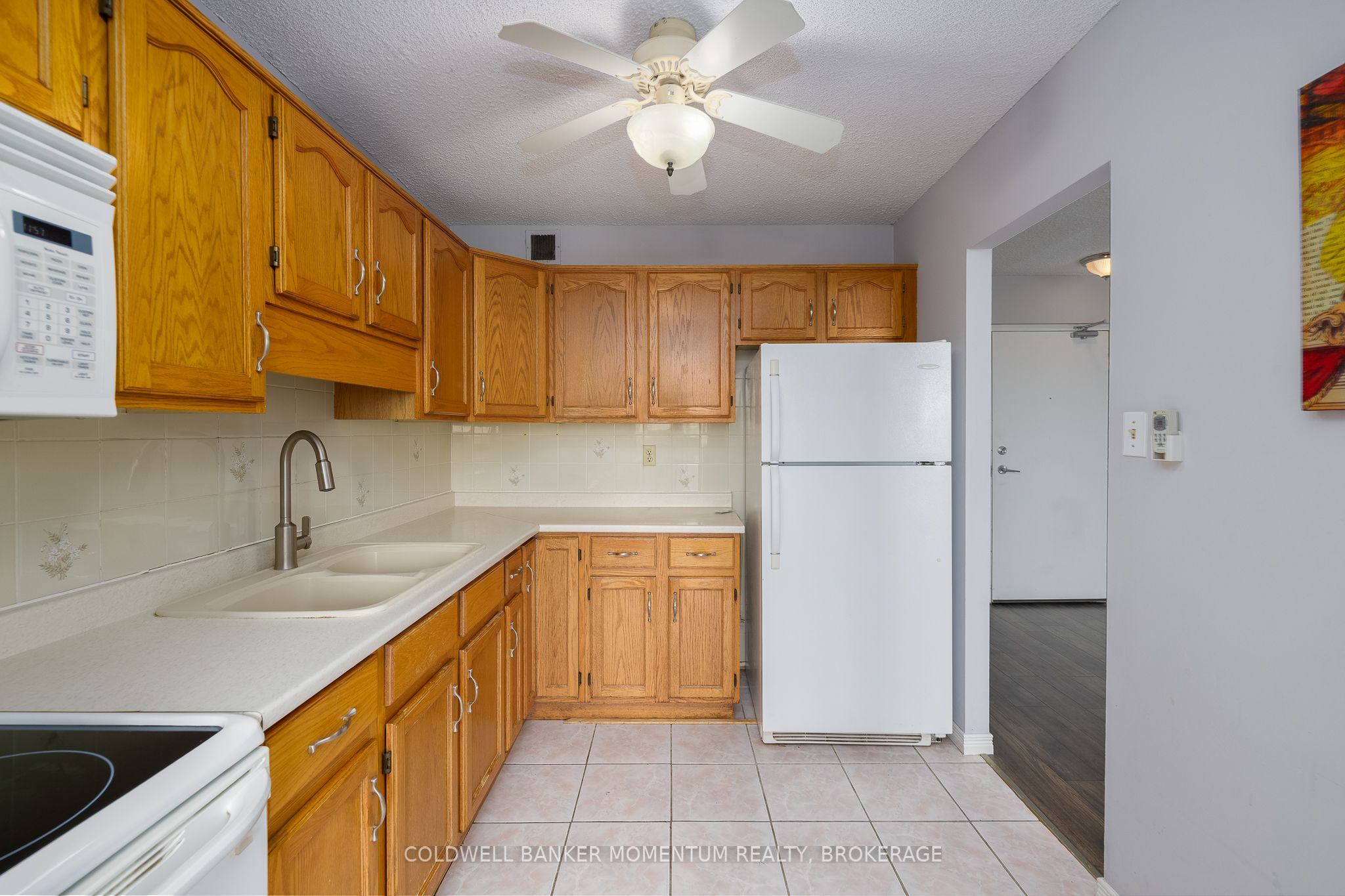 365 Geneva Street 1002 Property Photo 11