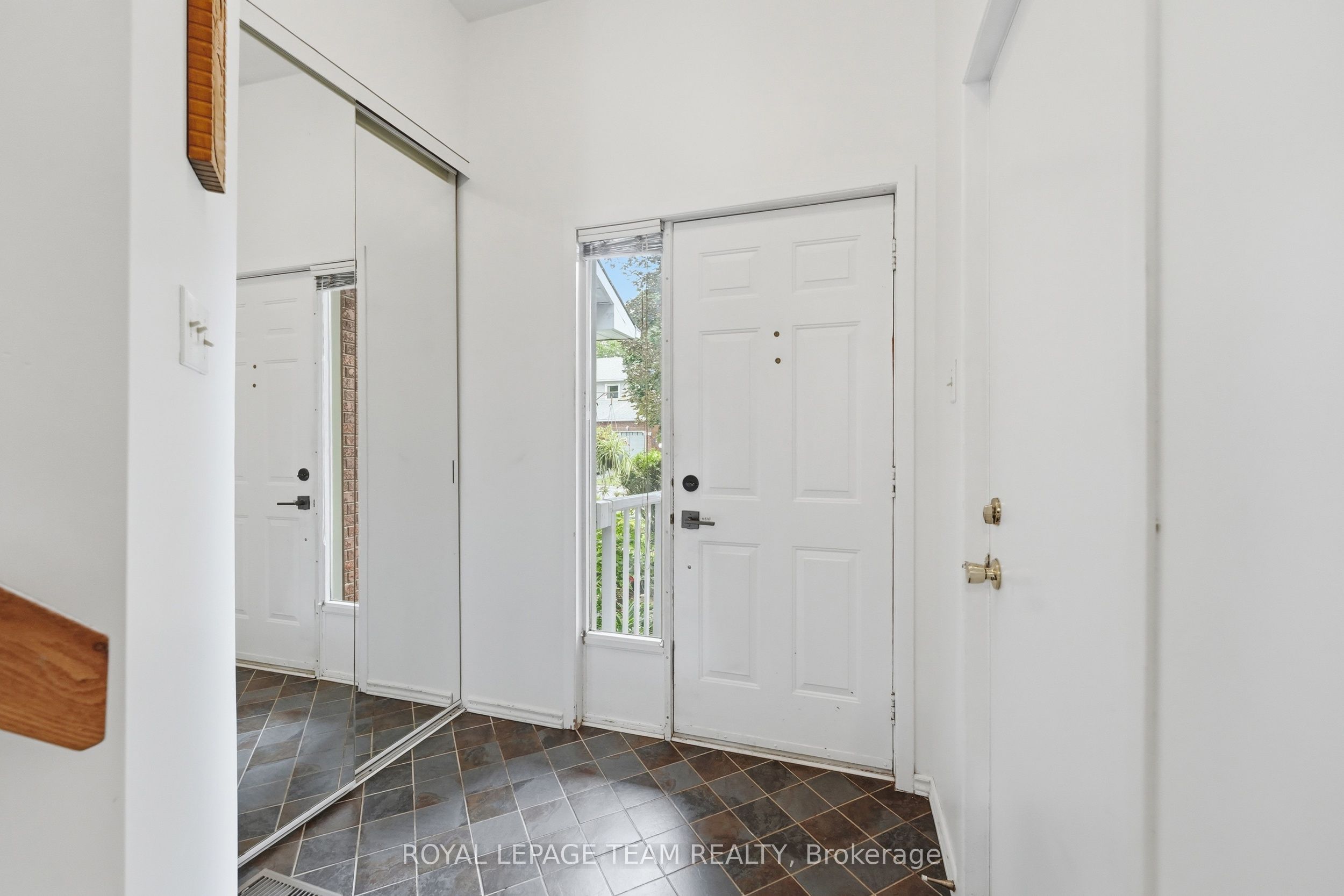 66 Armadale Crescent Property Photo 4