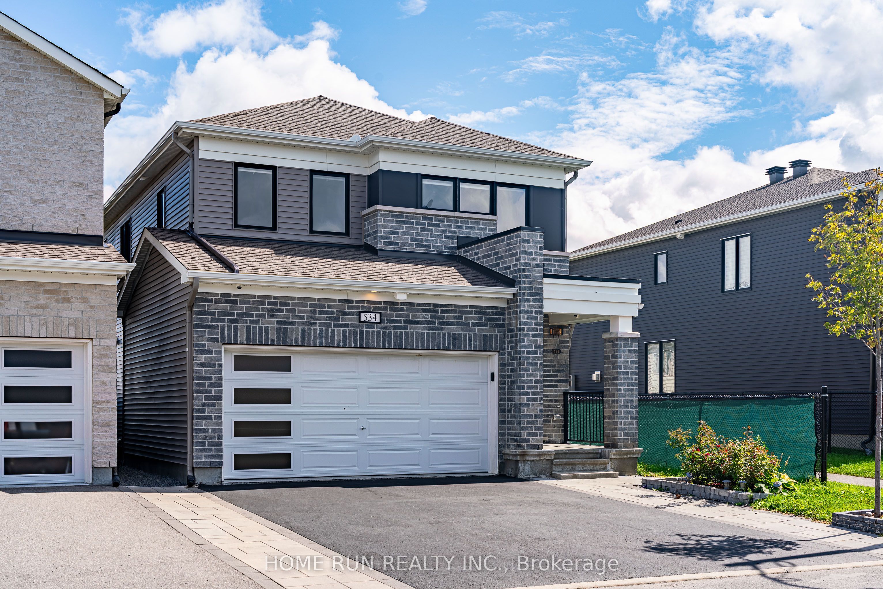 534 Arosa Way