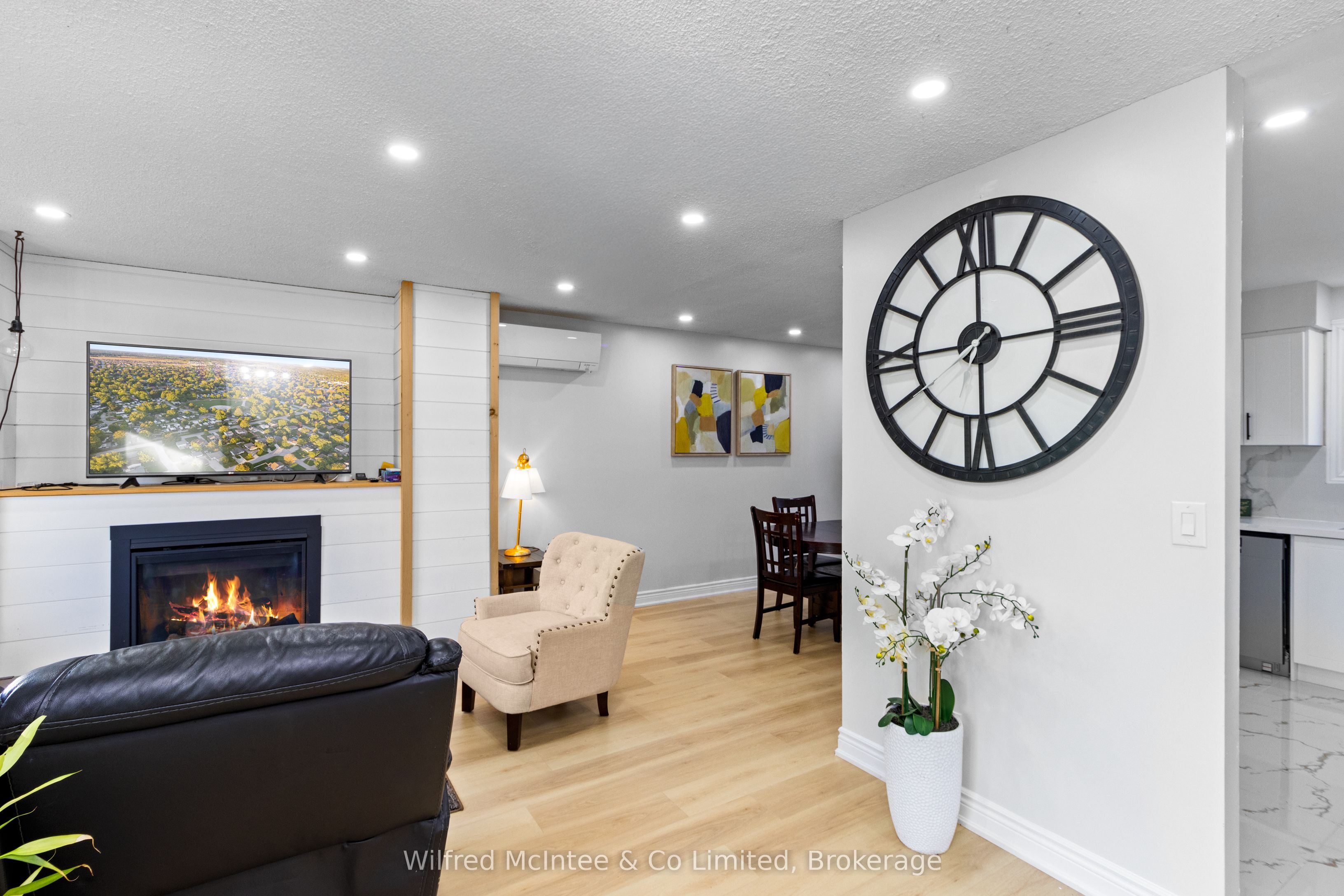 517 Wales Drive Property Photo 11