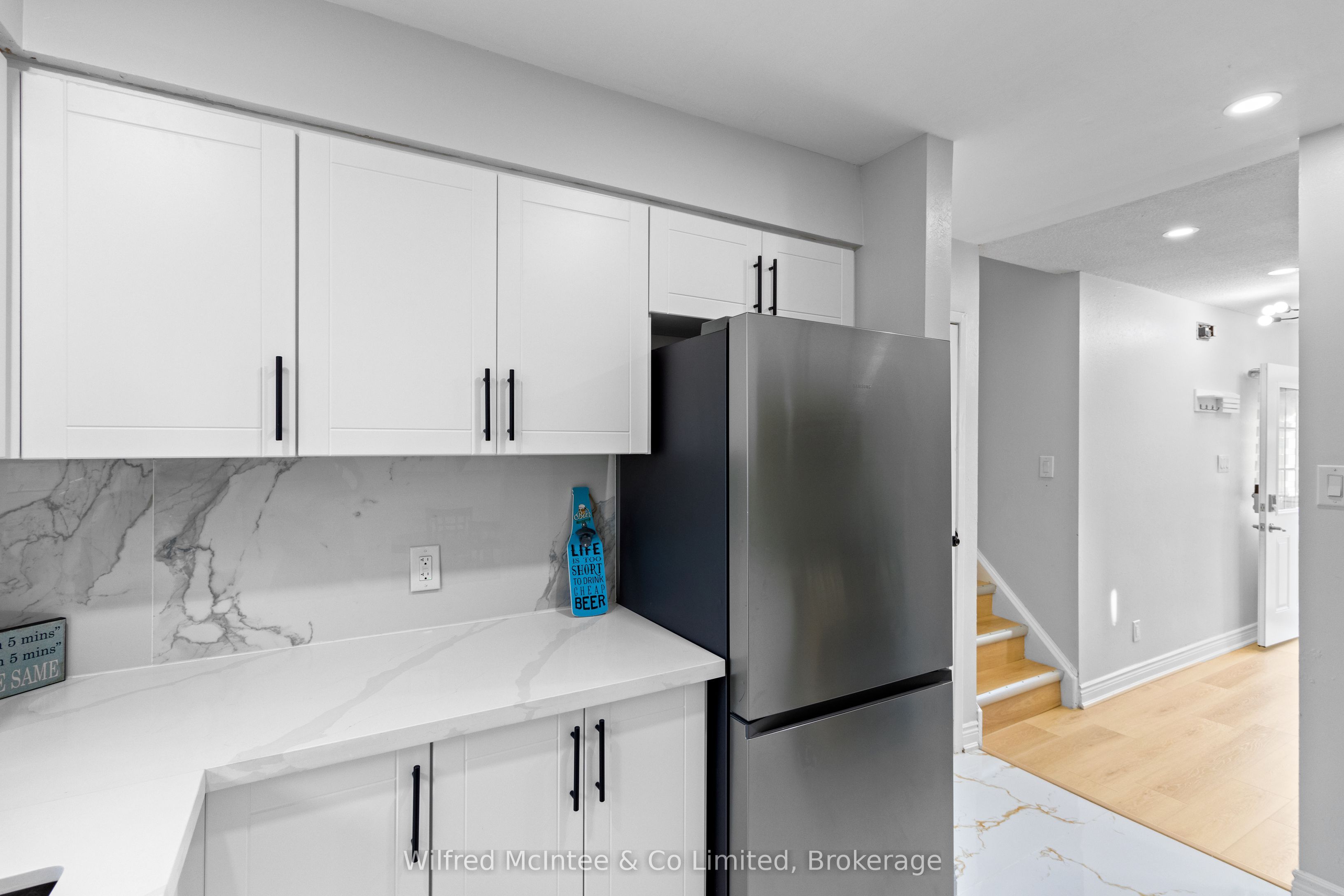517 Wales Drive Property Photo 15