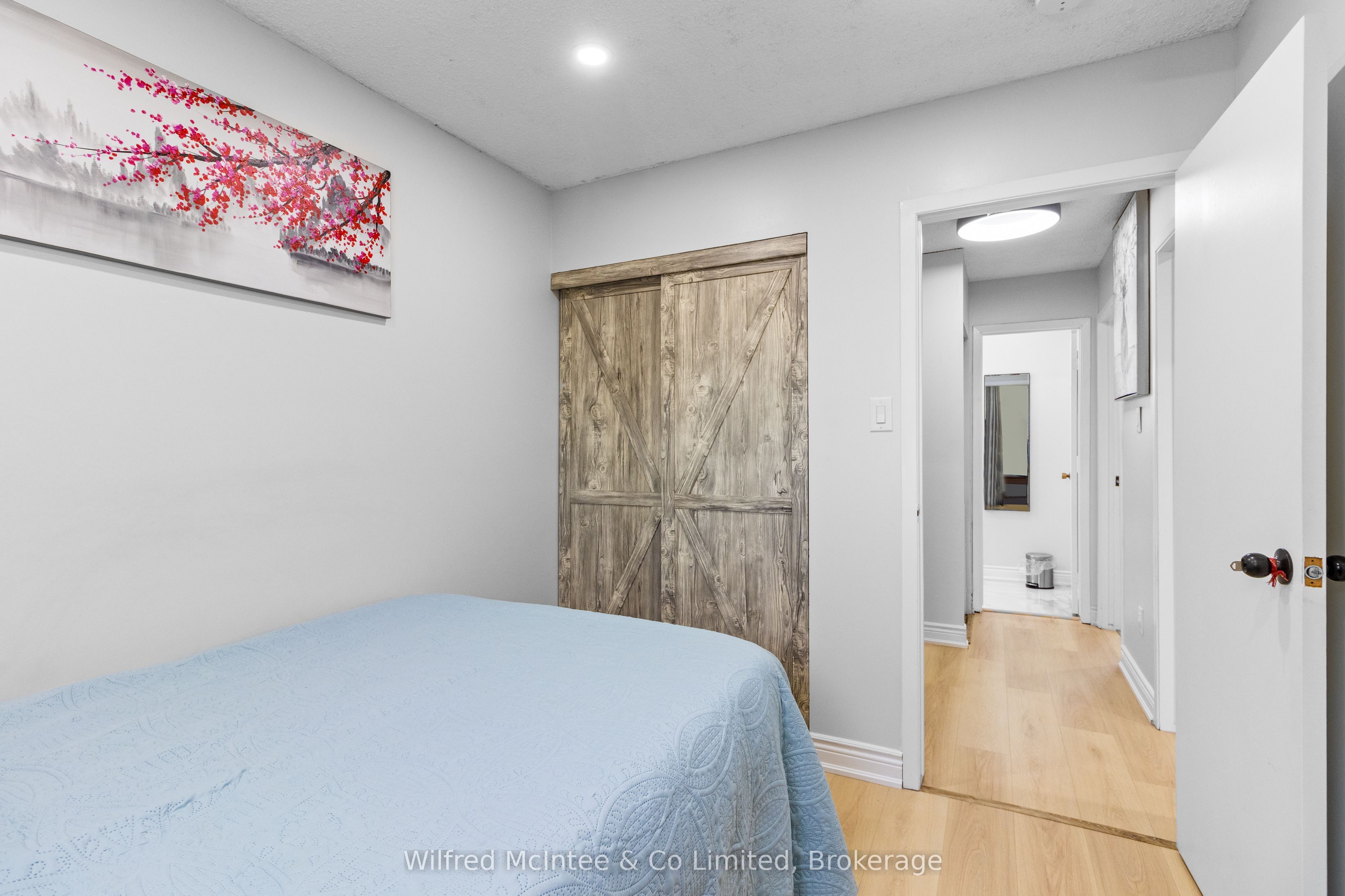 517 Wales Drive Property Photo 21