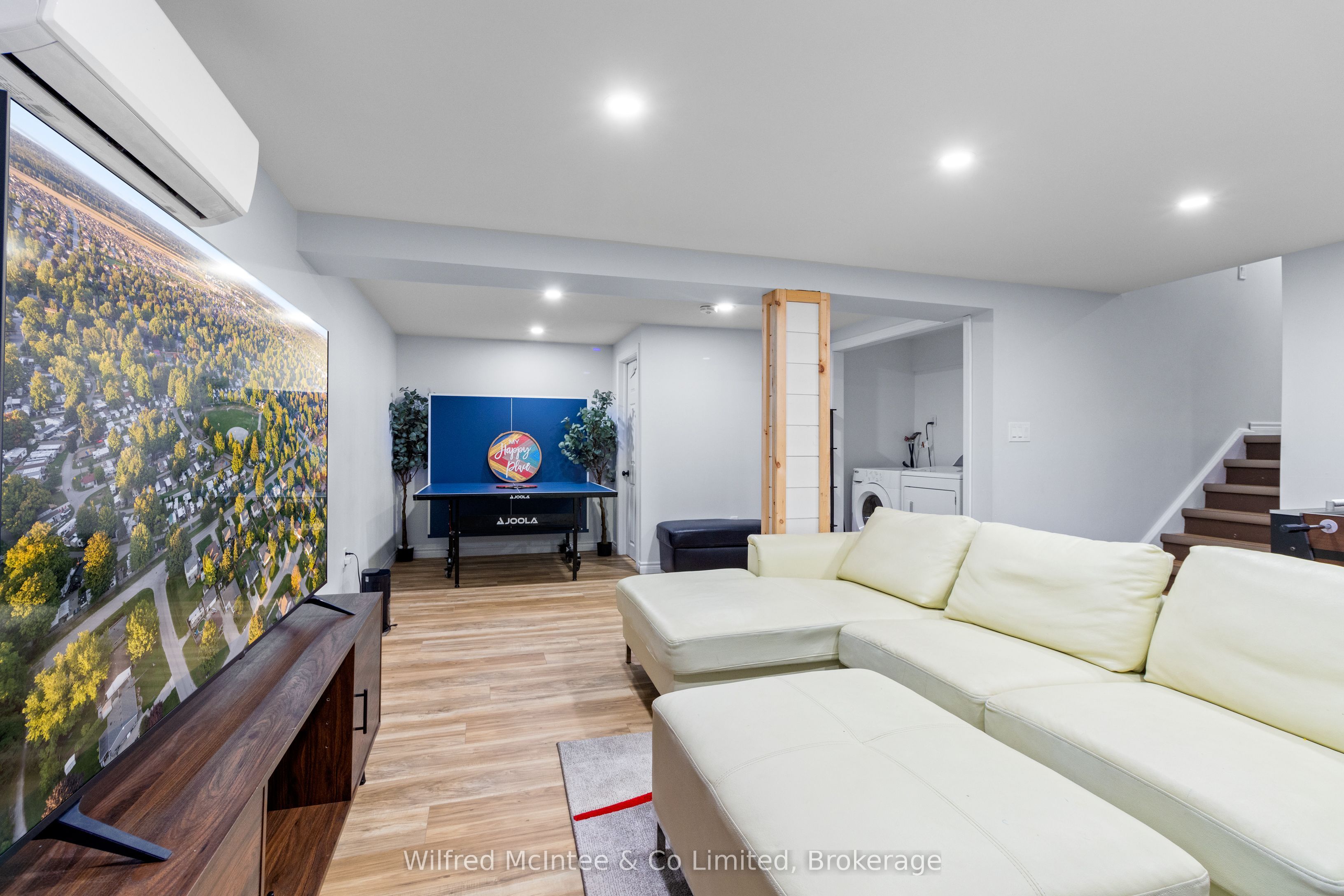 517 Wales Drive Property Photo 41