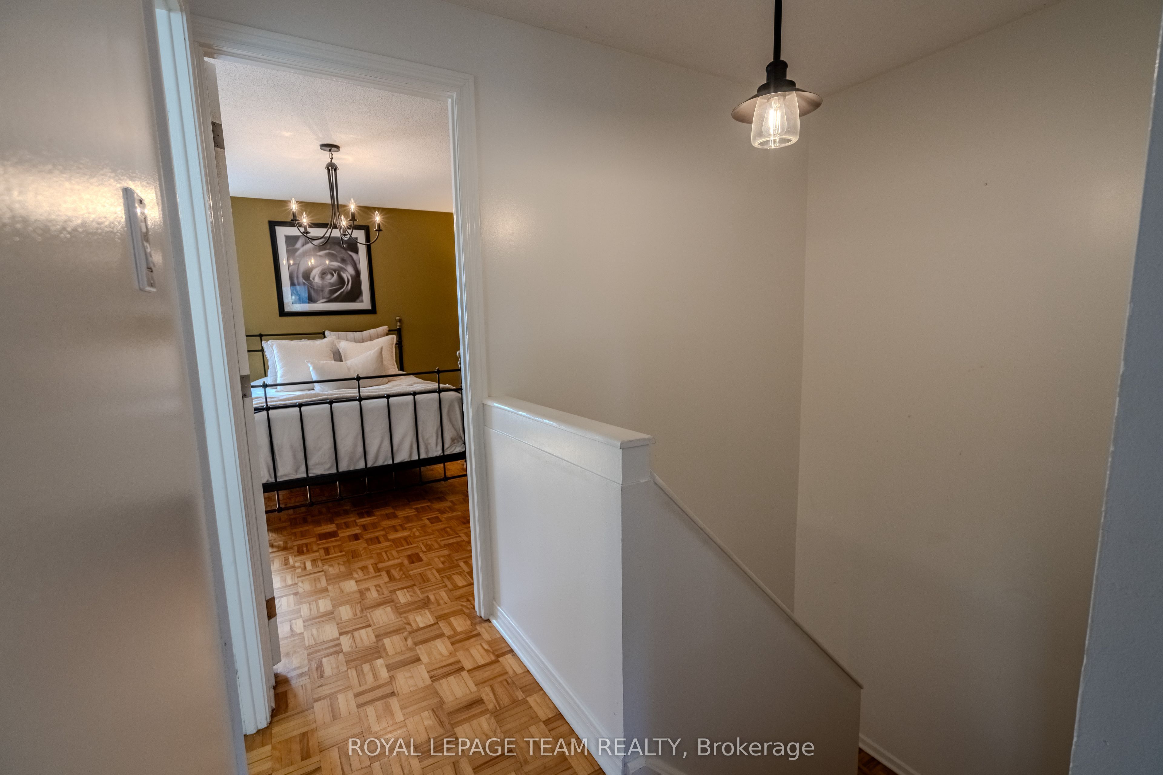 2 Larkshire Lane B Property Photo 15