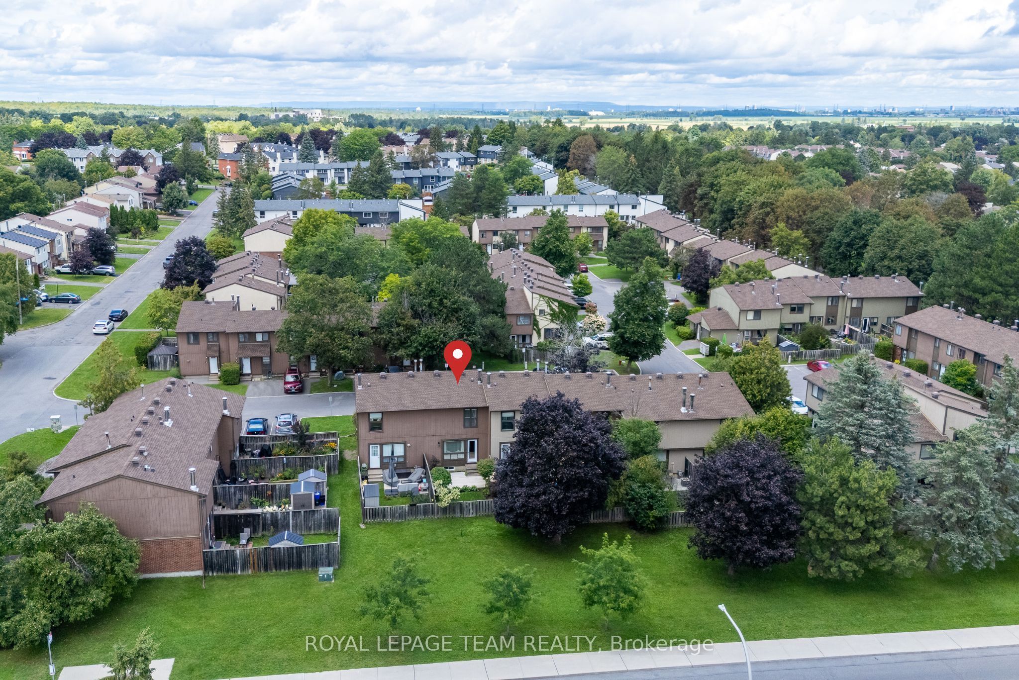 2 Larkshire Lane B Property Photo 33