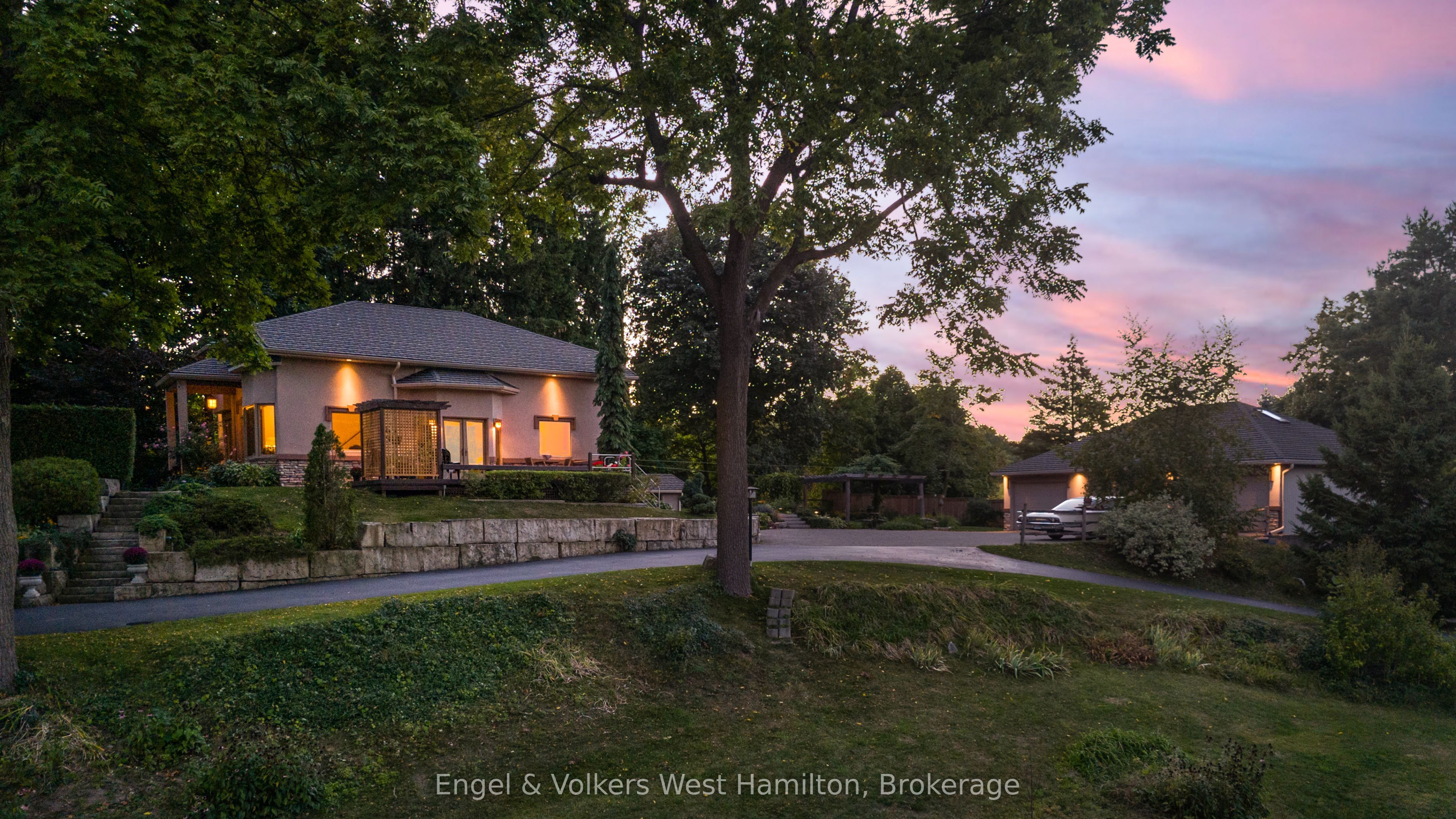 94 8 Highway Property Photo 38