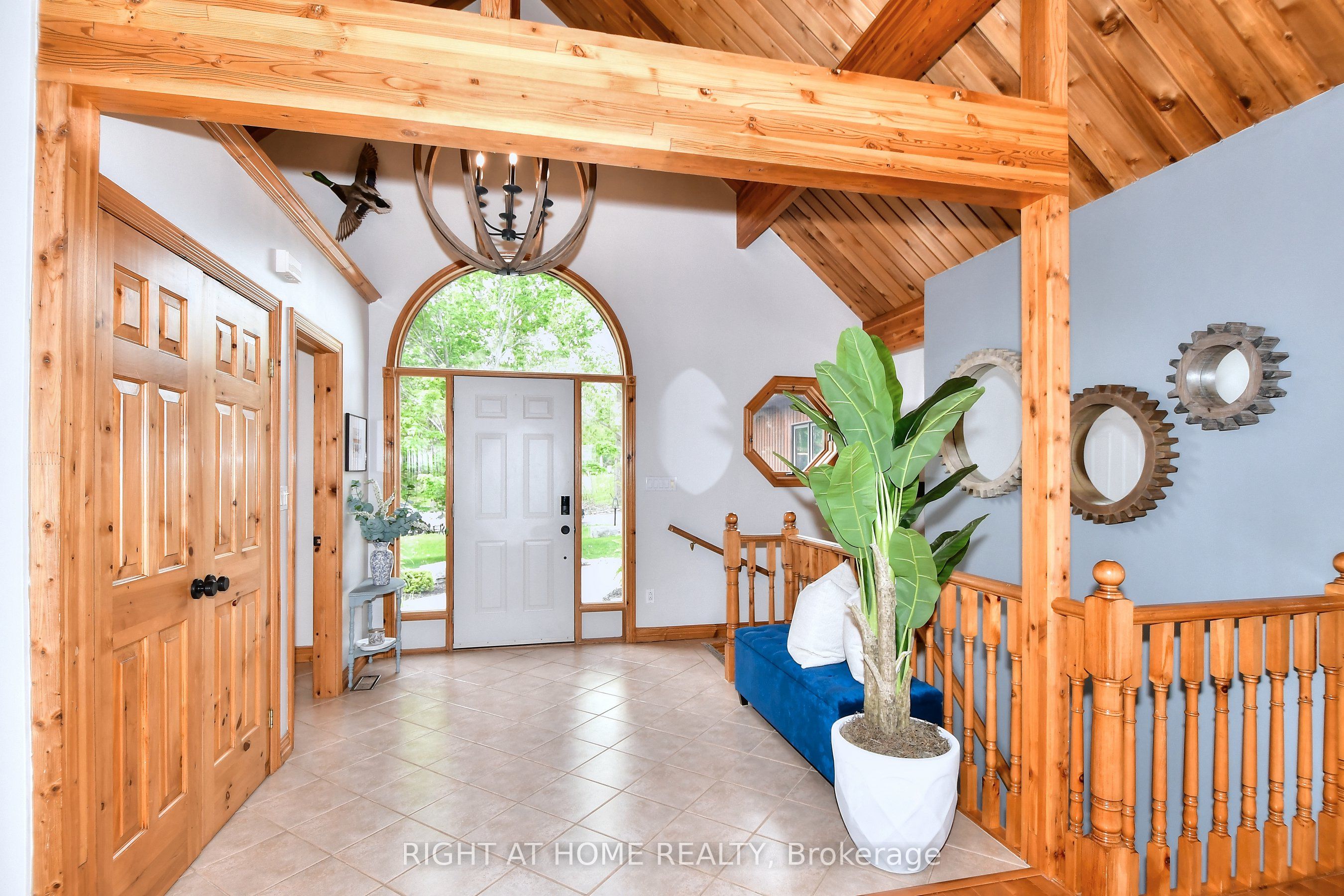 9 Lawson Court Property Photo 7