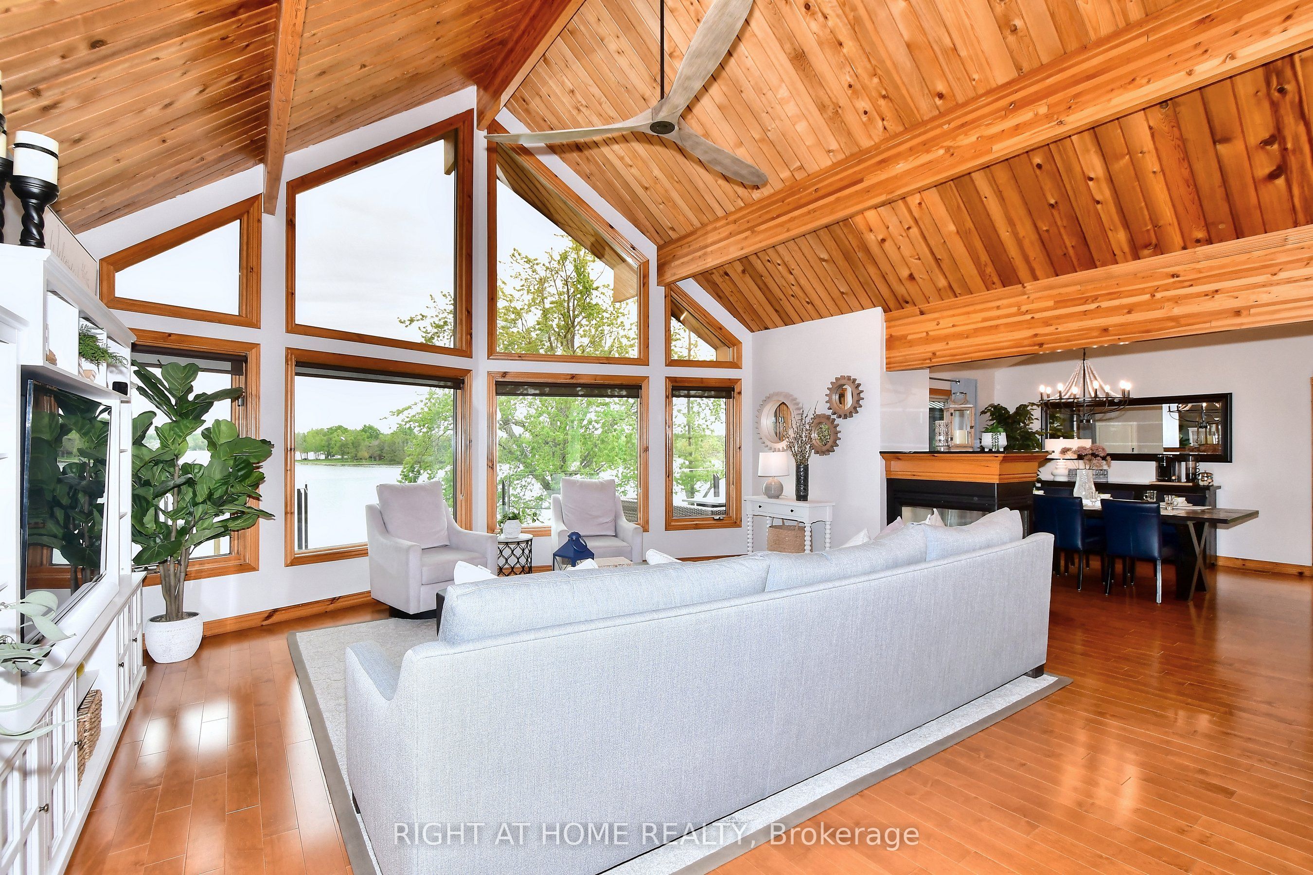 9 Lawson Court Property Photo 8