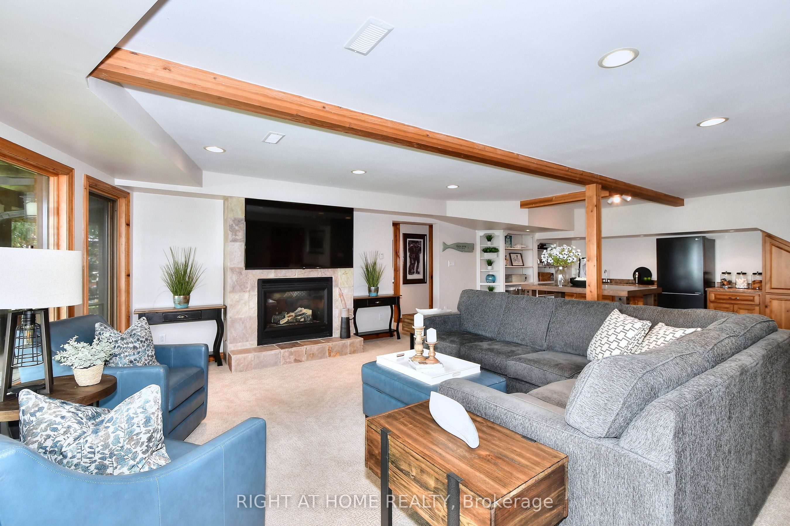 9 Lawson Court Property Photo 30
