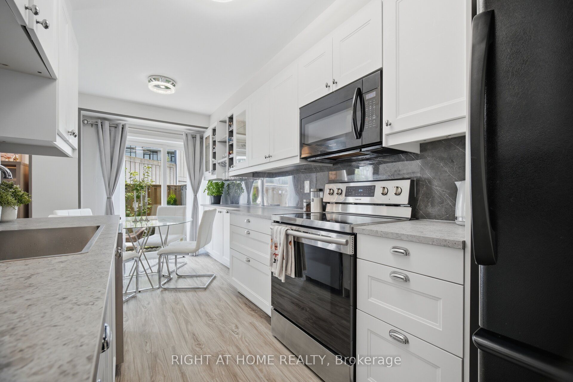 104 Frances Avenue 14 Property Photo 14