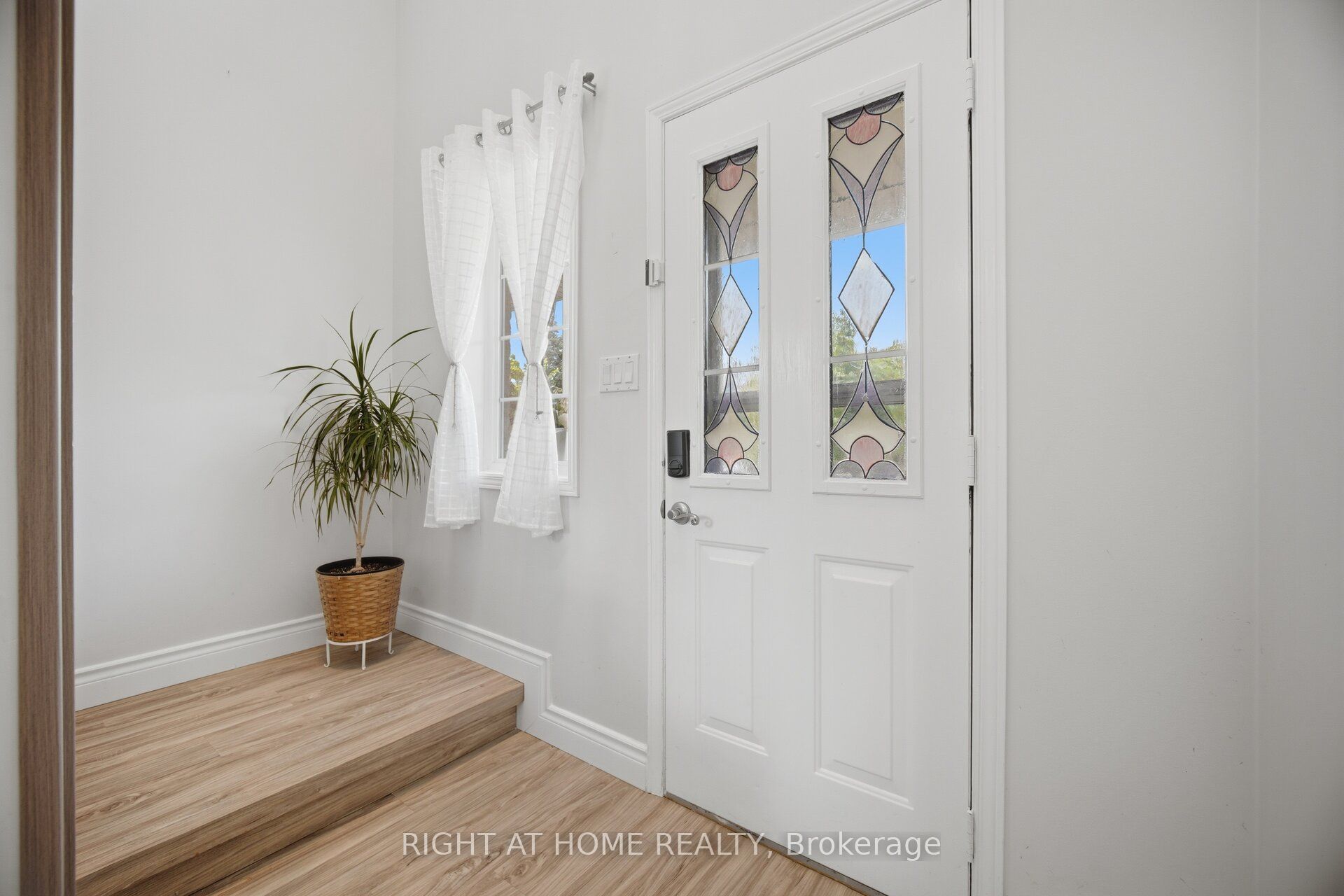 104 Frances Avenue 14 Property Photo 20