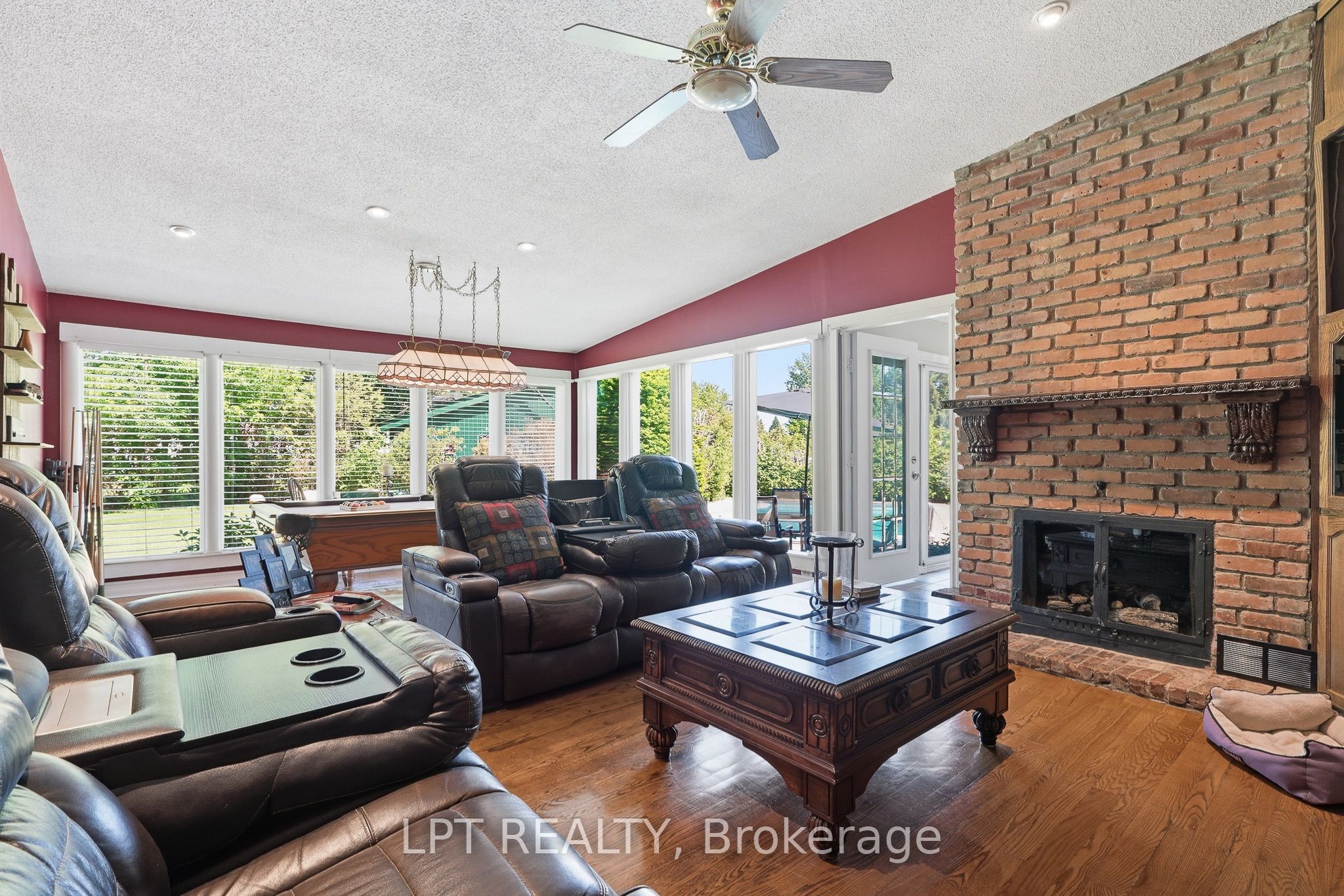 18 Louise Crescent Property Photo 12