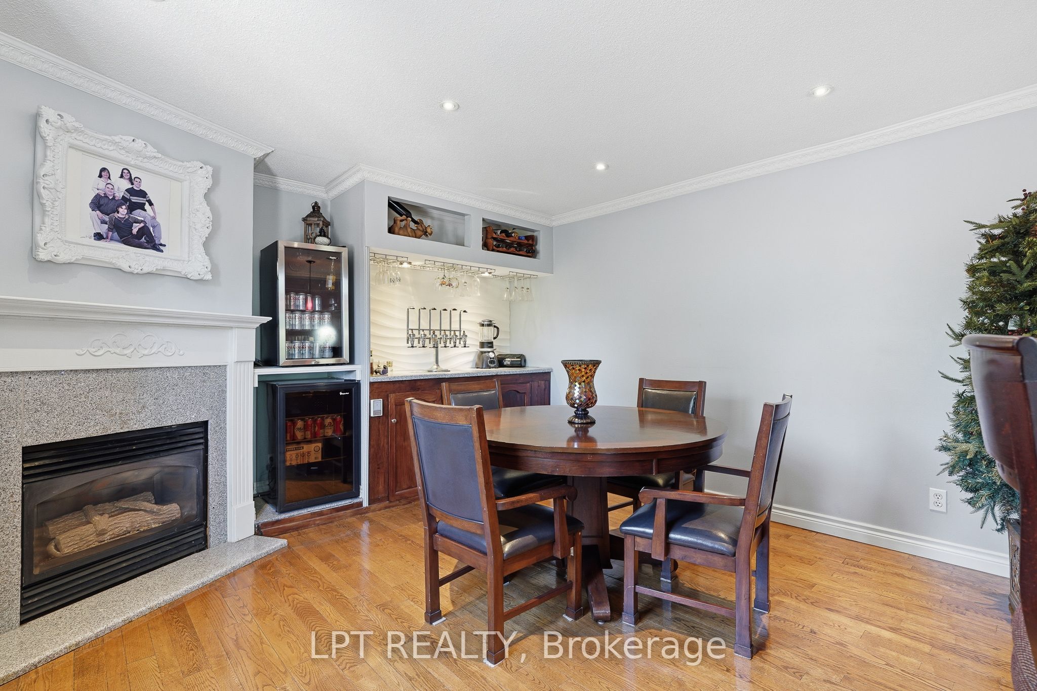 18 Louise Crescent Property Photo 17