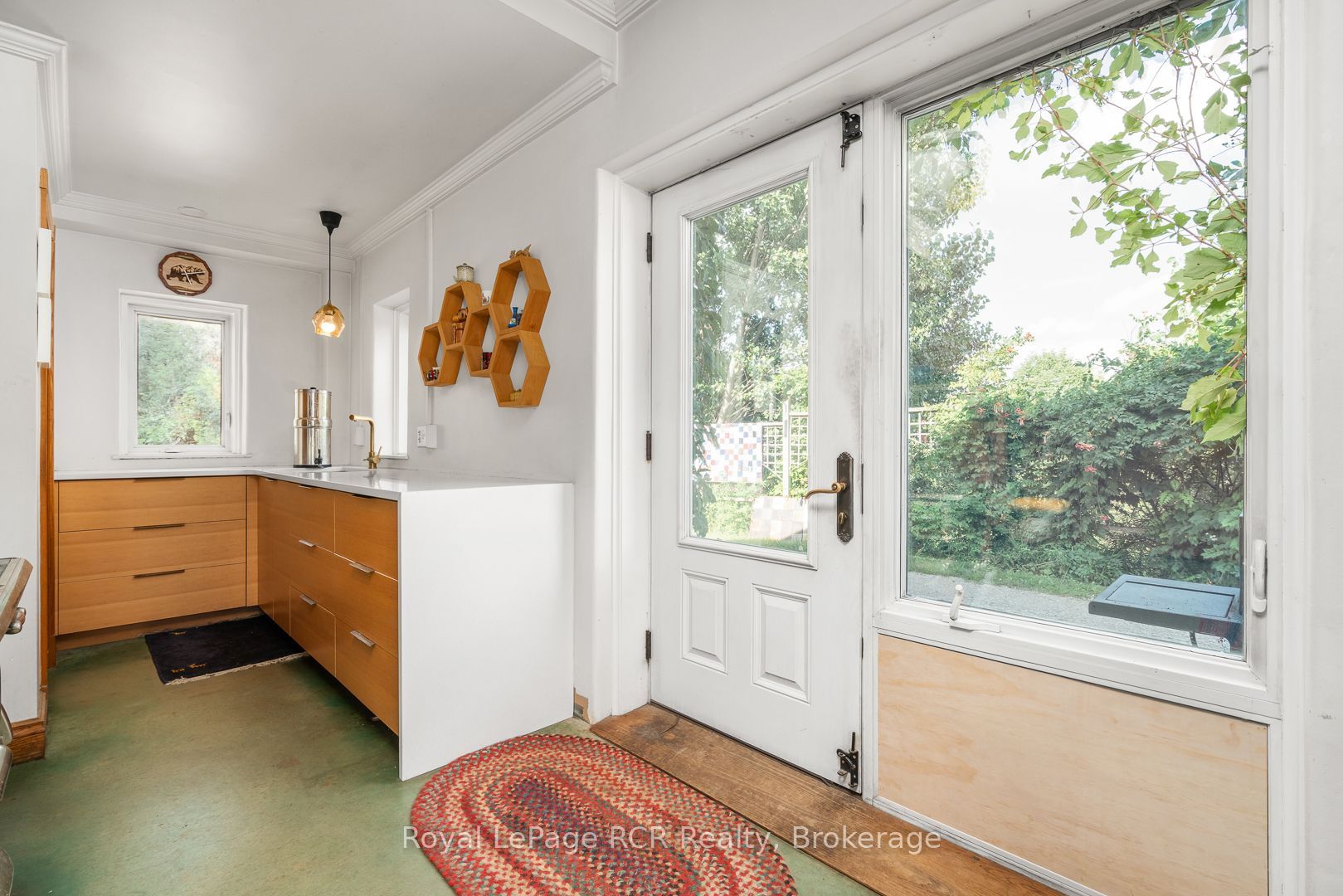 323199 Durham Road E Property Photo 17