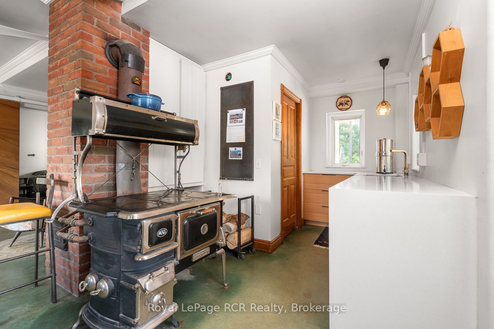 323199 Durham Road E Property Photo 20