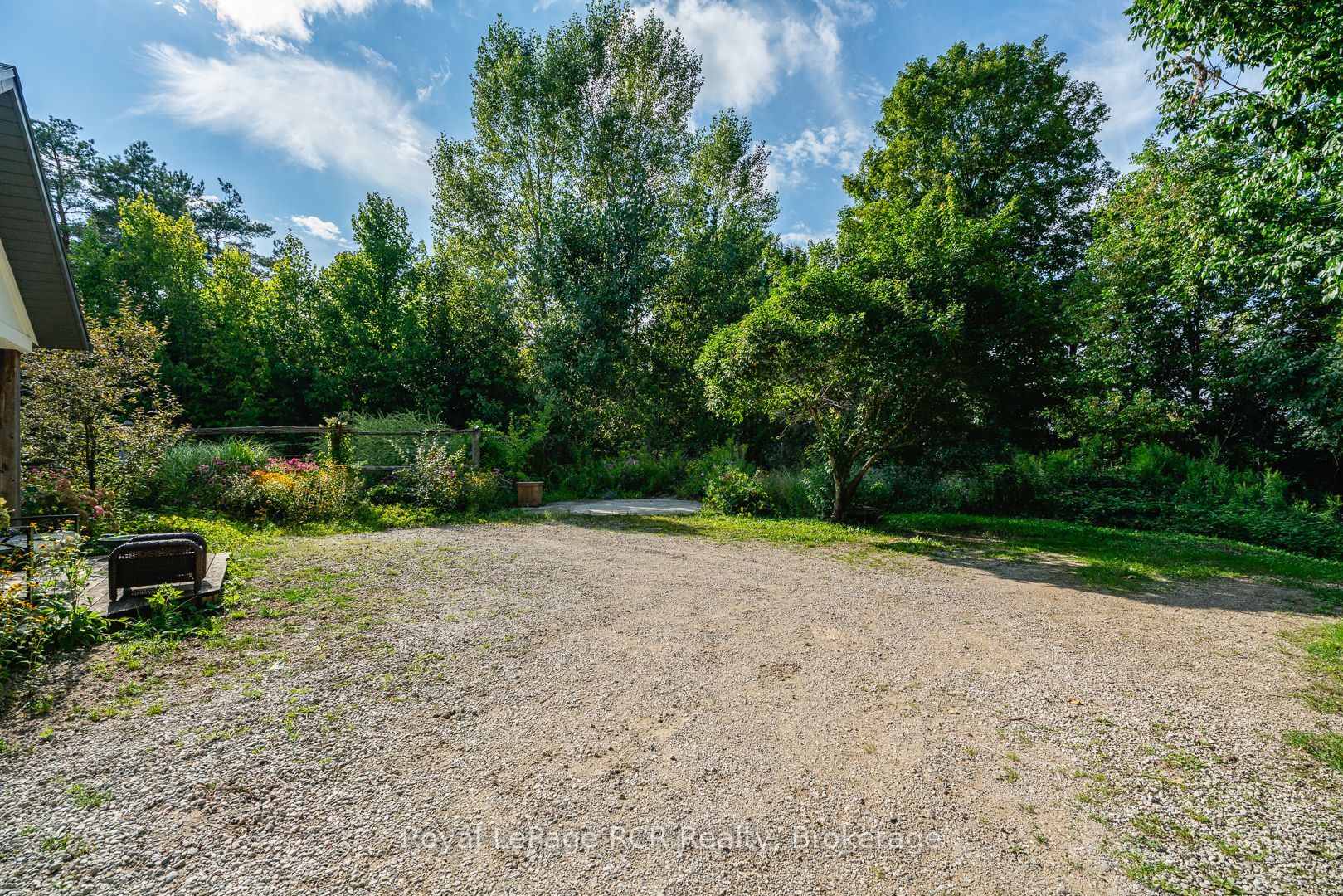 323199 Durham Road E Property Photo 43