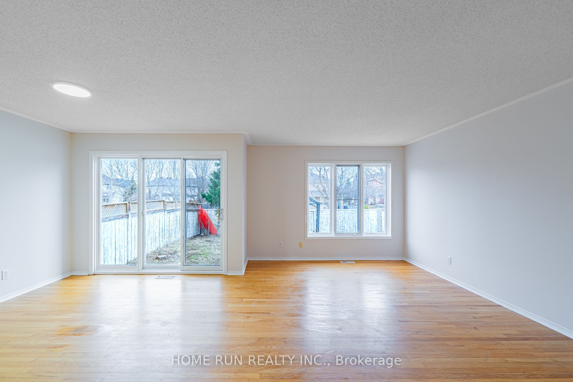 182 Windhurst Drive Property Photo 8