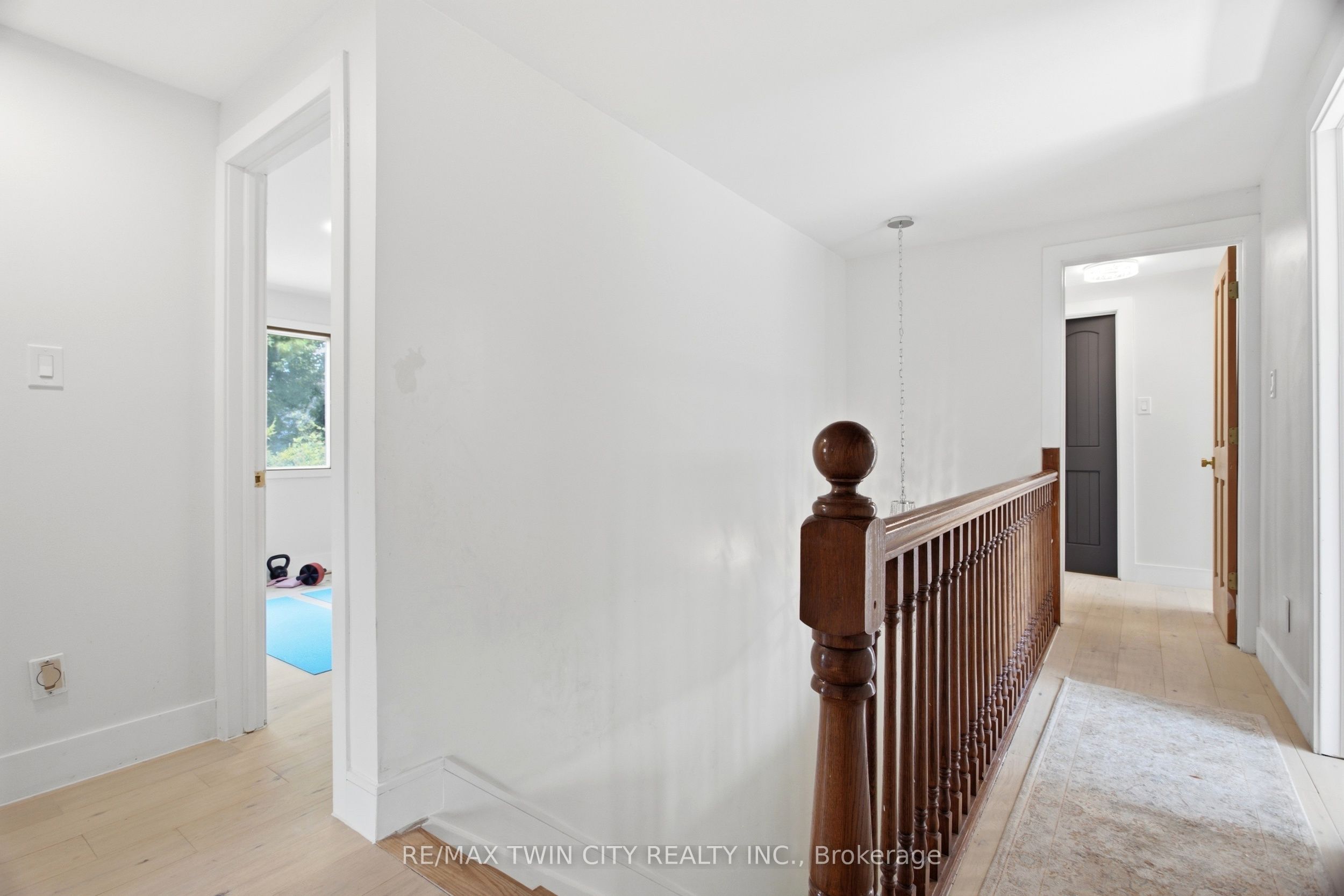 416 Clairbrook Crescent Property Photo 29