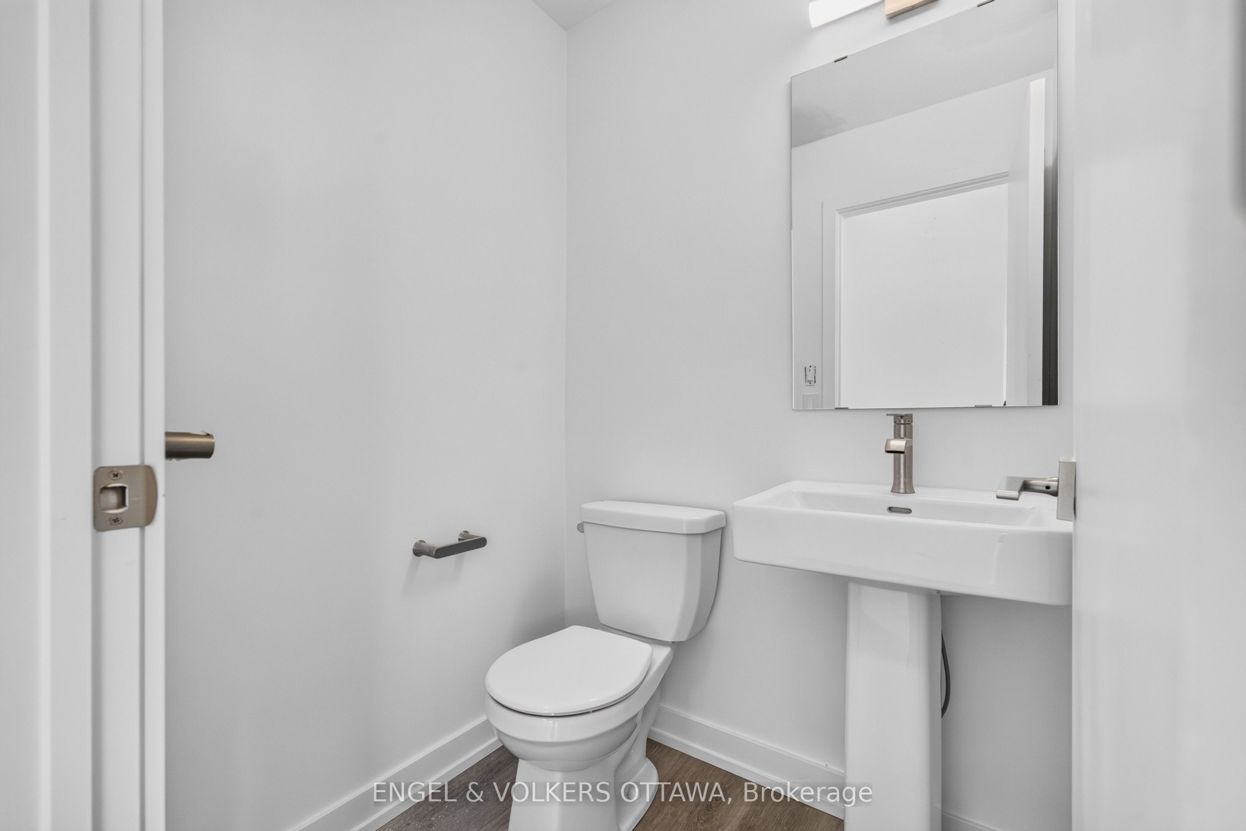 227 Stardust Private Property Photo 16