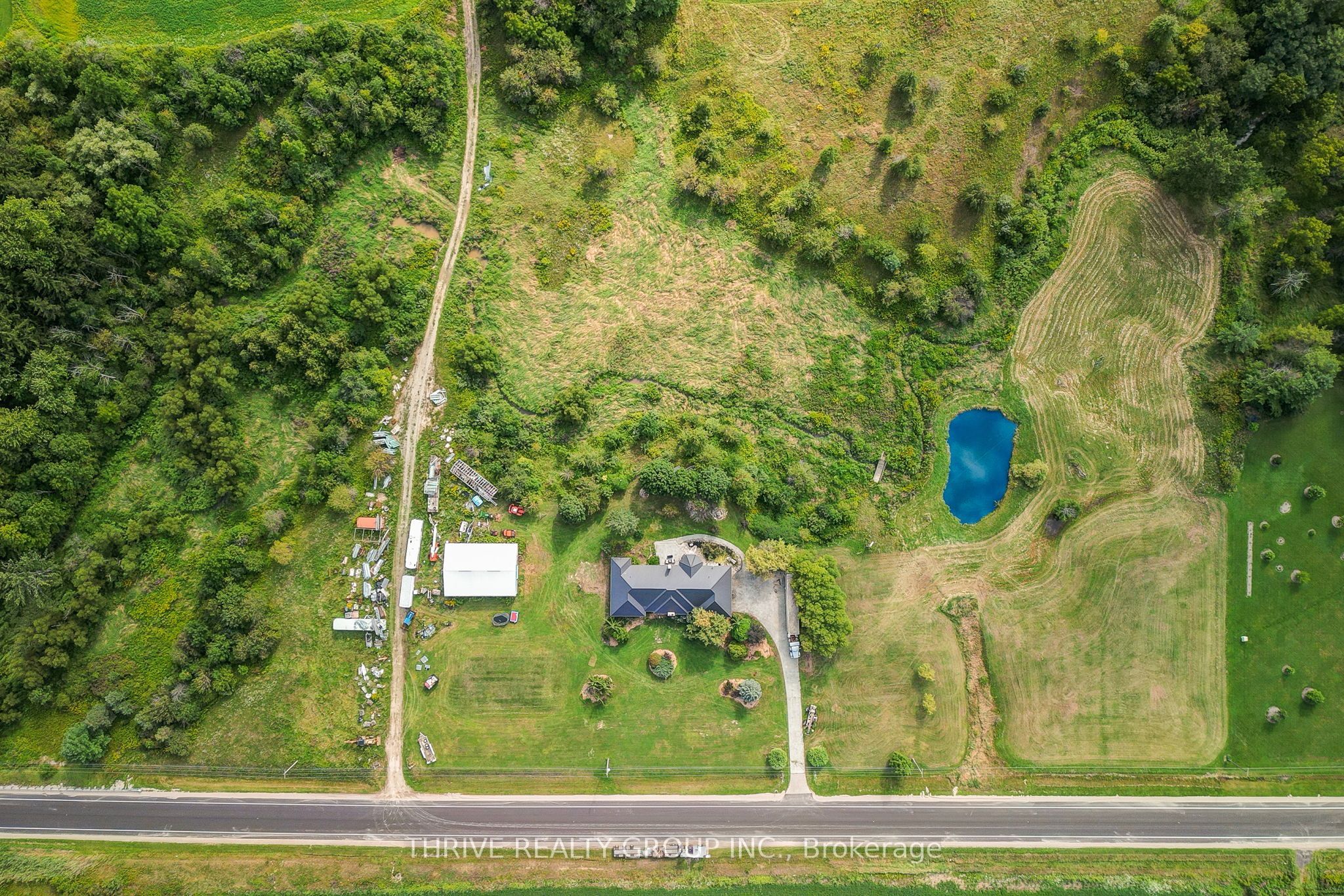 21217 Thames Road Property Photo 3