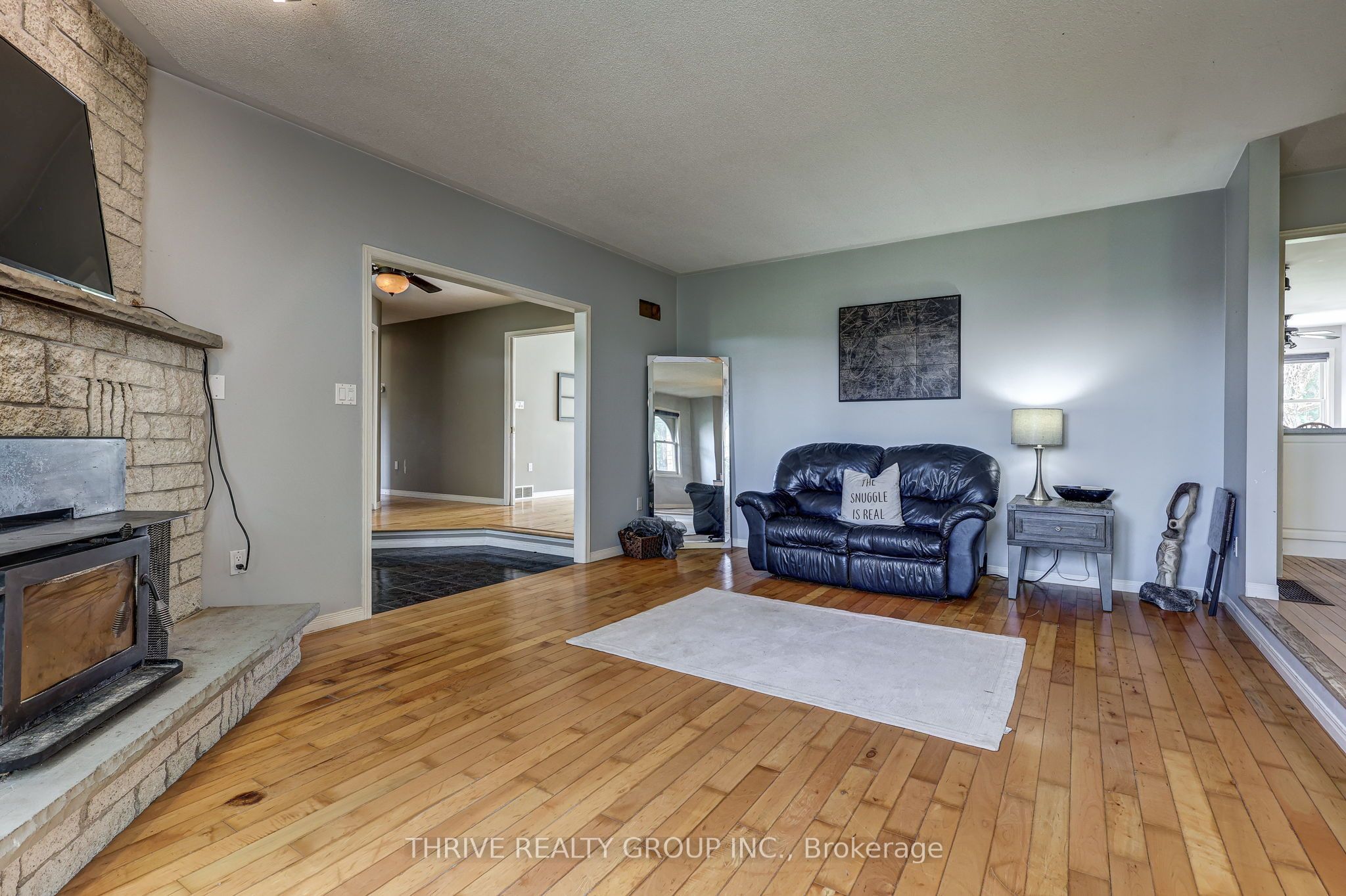 21217 Thames Road Property Photo 18