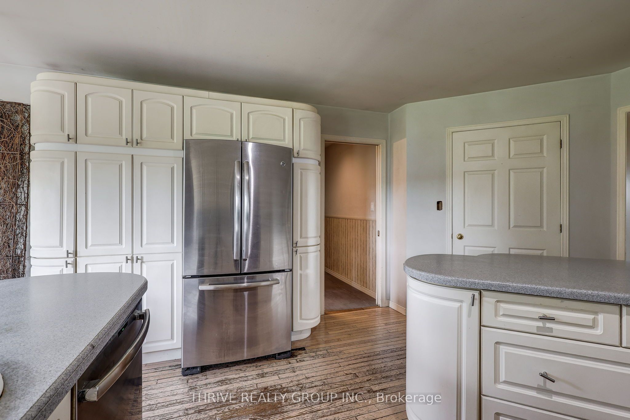 21217 Thames Road Property Photo 22