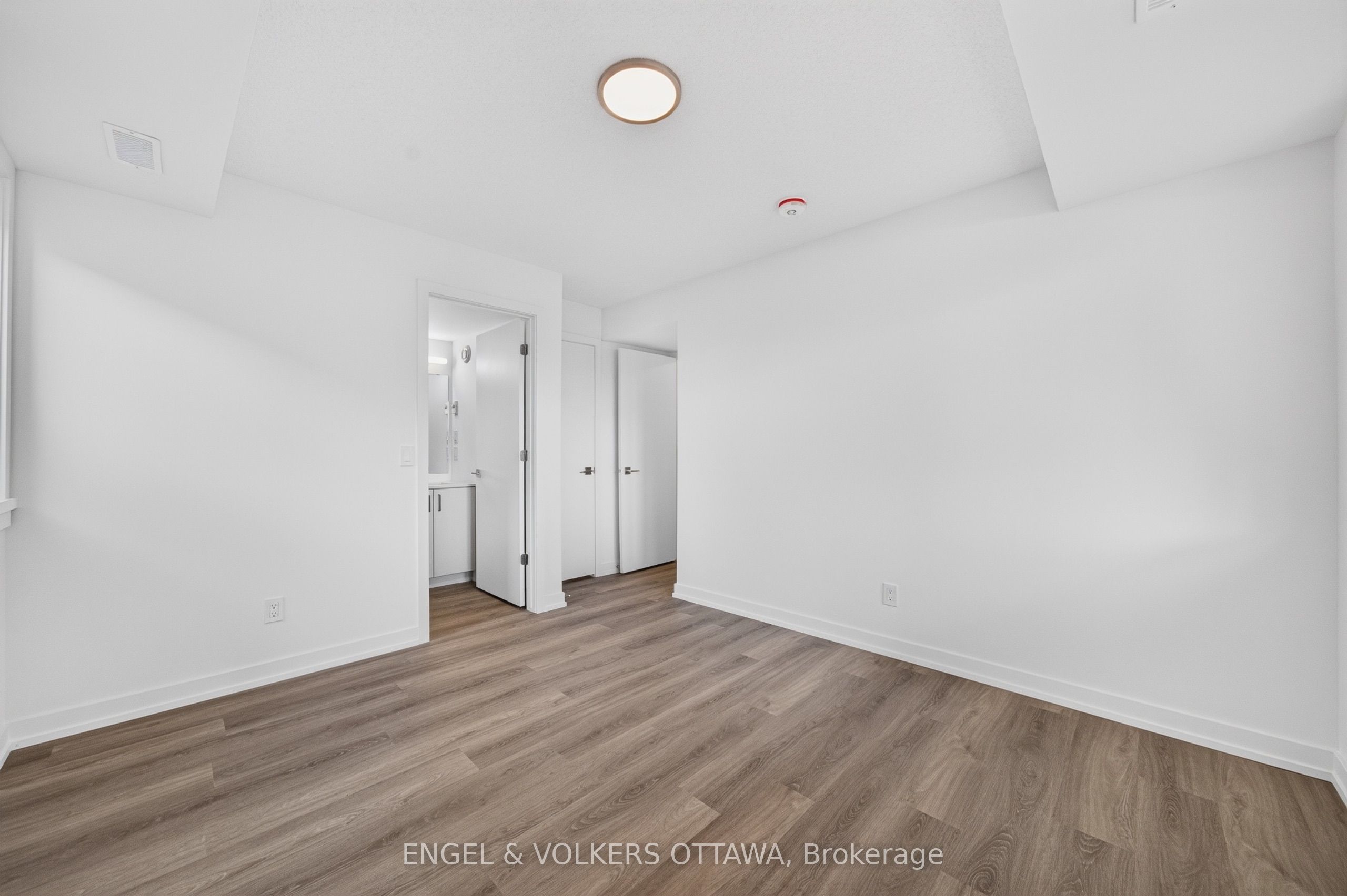 225 Stardust Private Property Photo 18