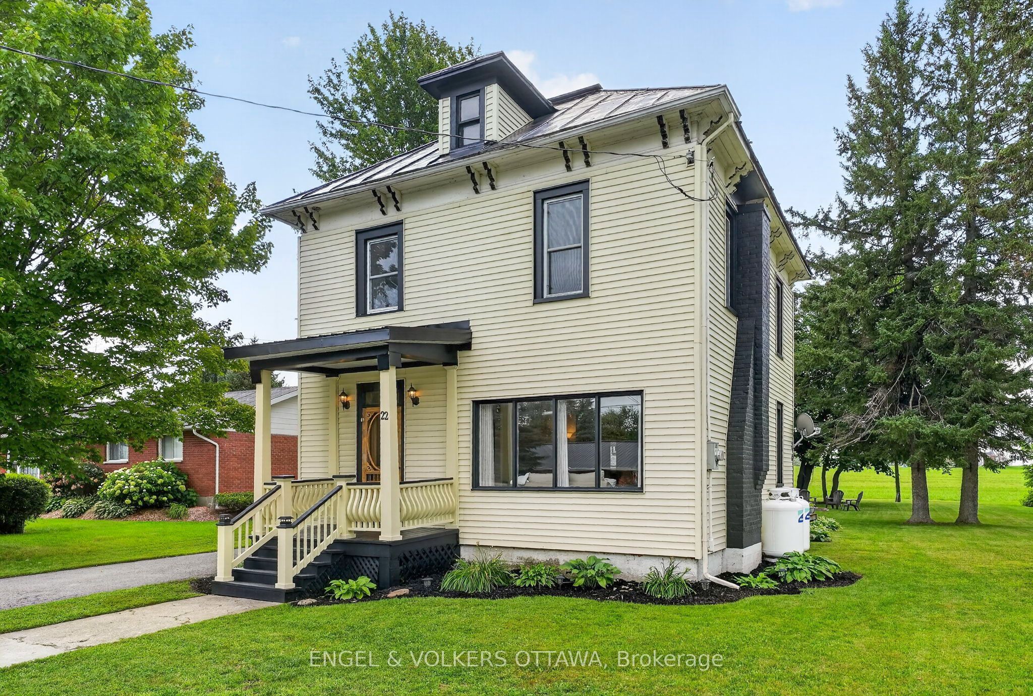 22 Peter Street Property Photo 3
